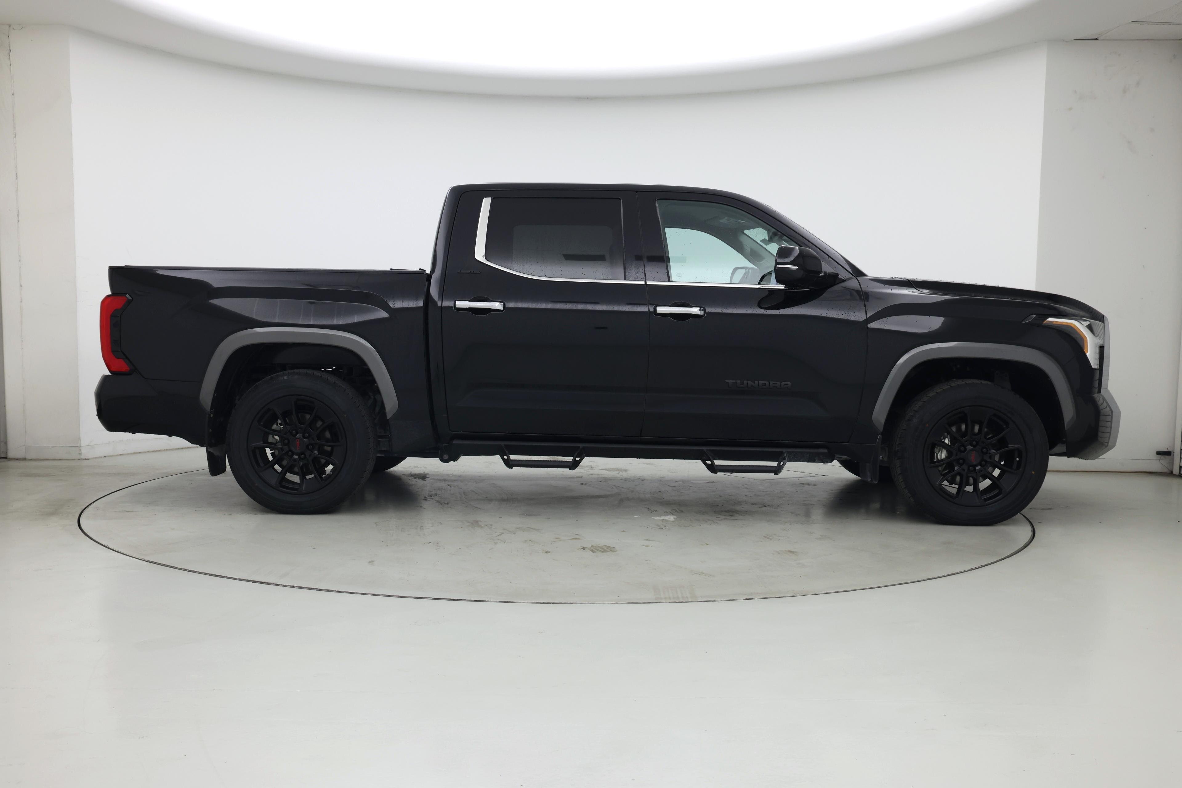 Thumbnail: 2023 Toyota Tundra - 7