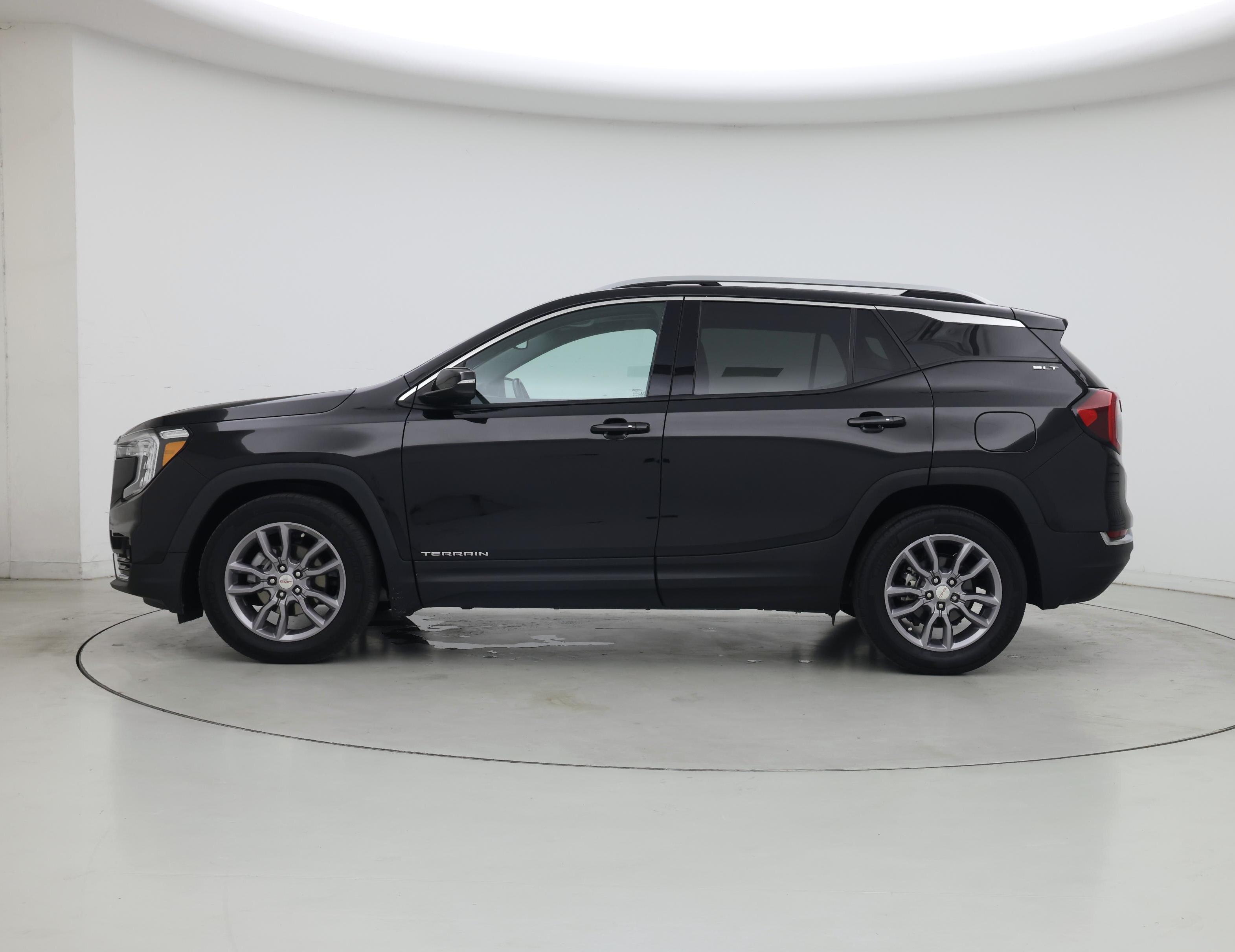 Thumbnail: 2022 GMC Terrain - 3
