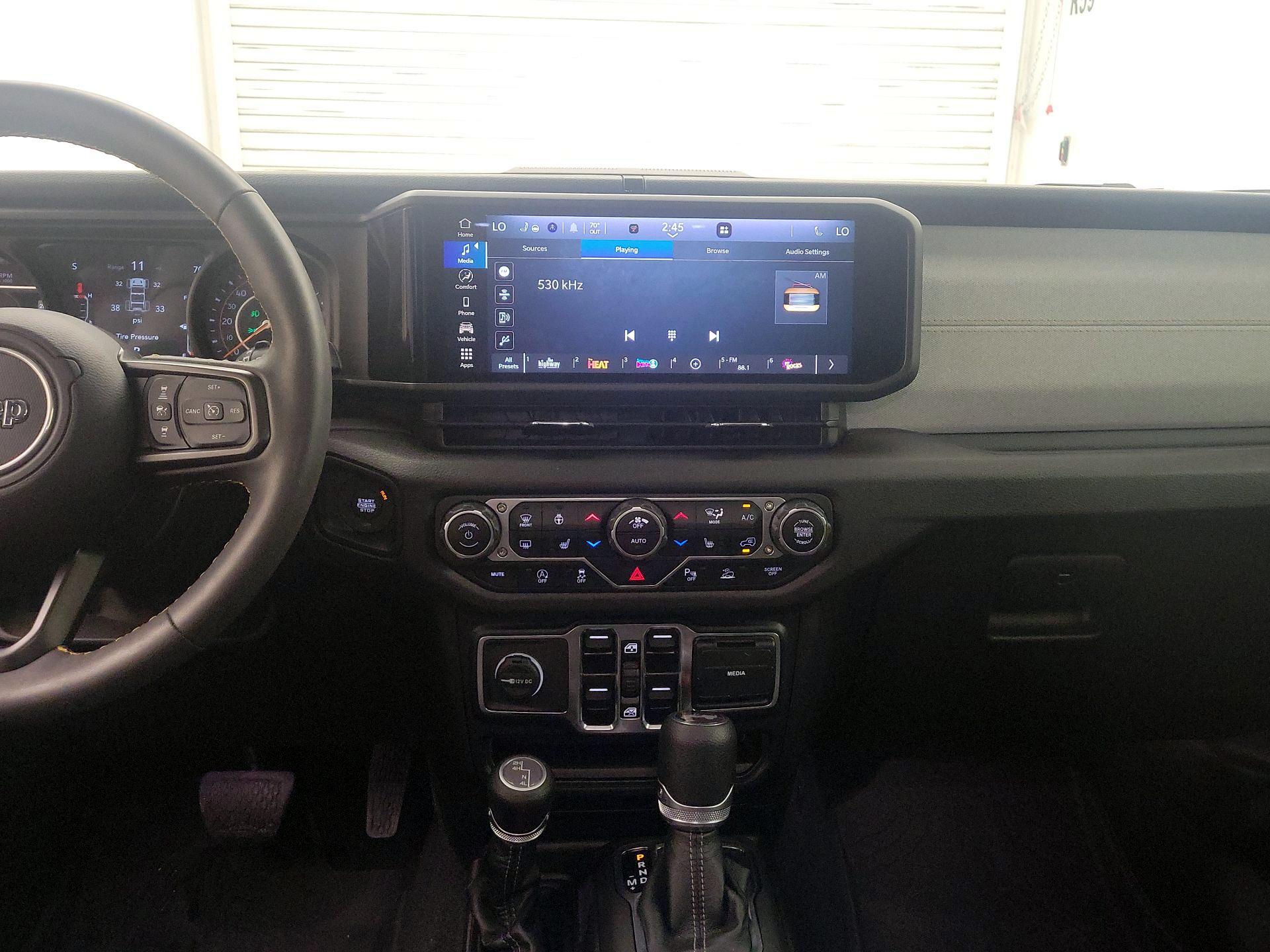 Thumbnail: 2024 Jeep Wrangler - 9