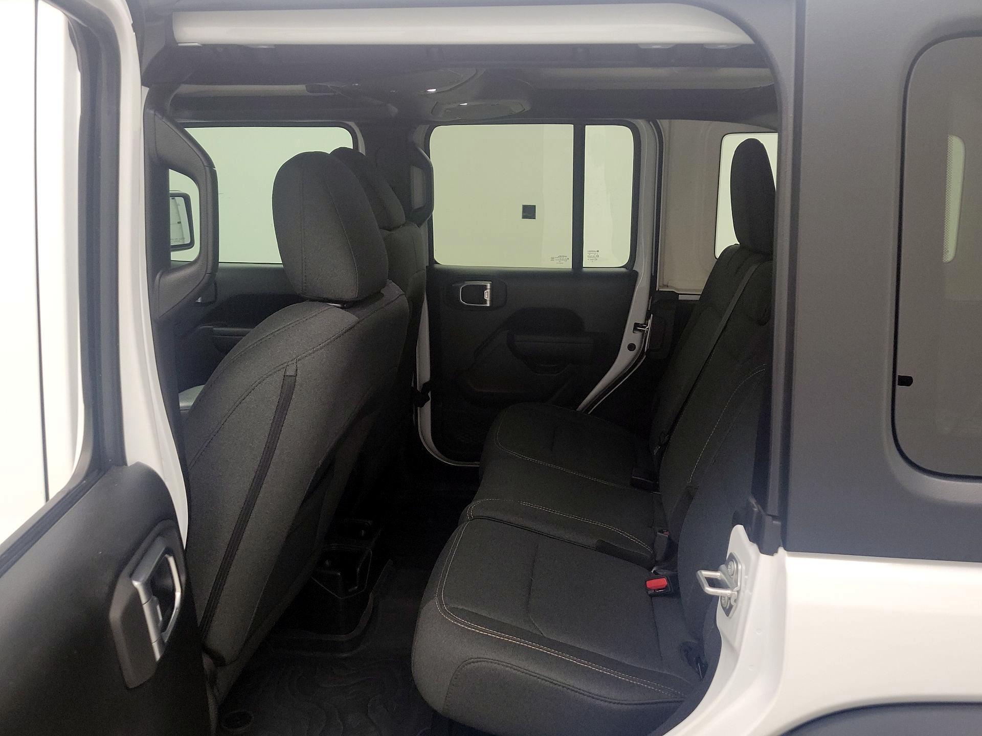 Thumbnail: 2024 Jeep Wrangler - 19