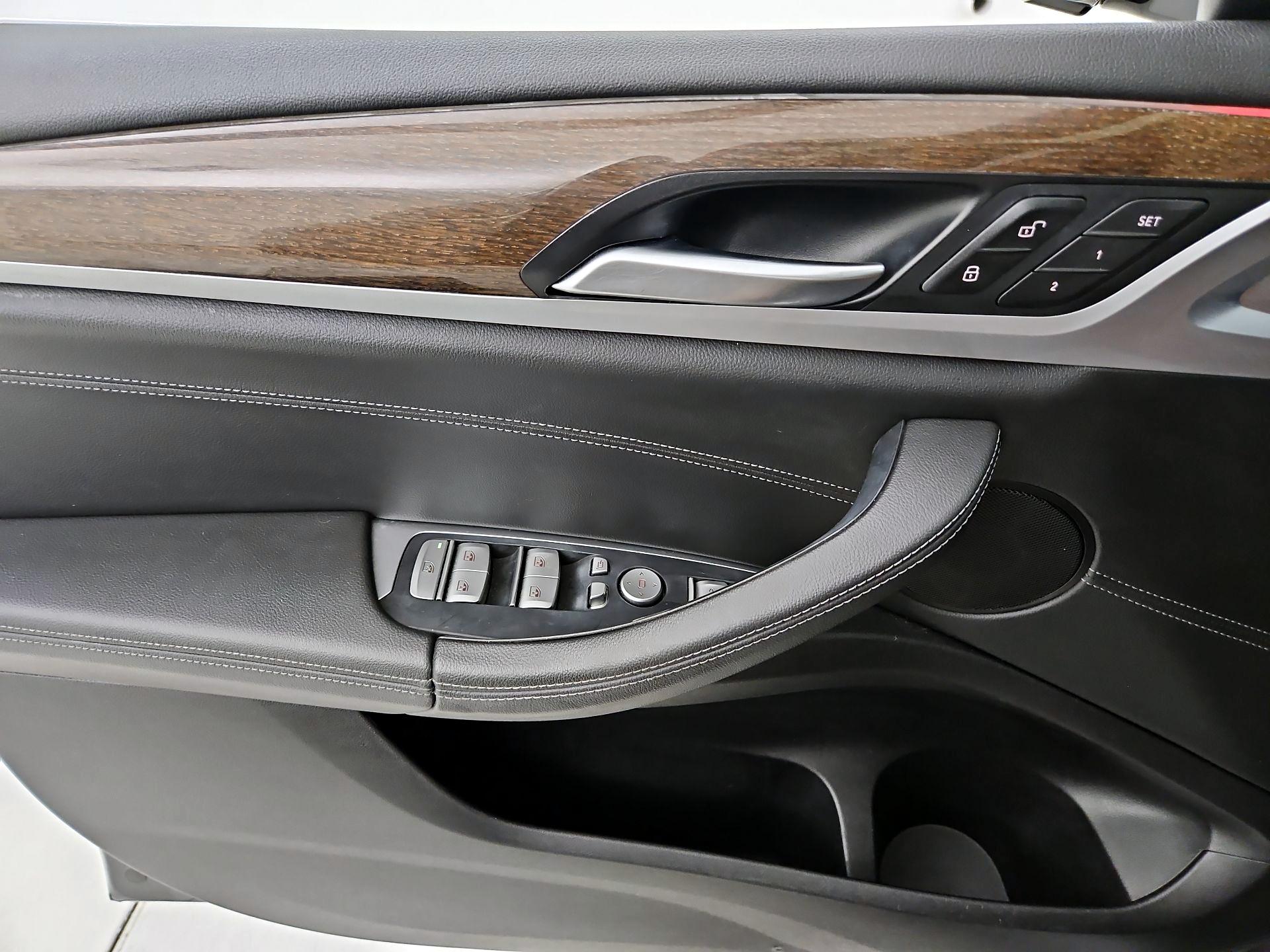Thumbnail: 2020 BMW X4 - 10