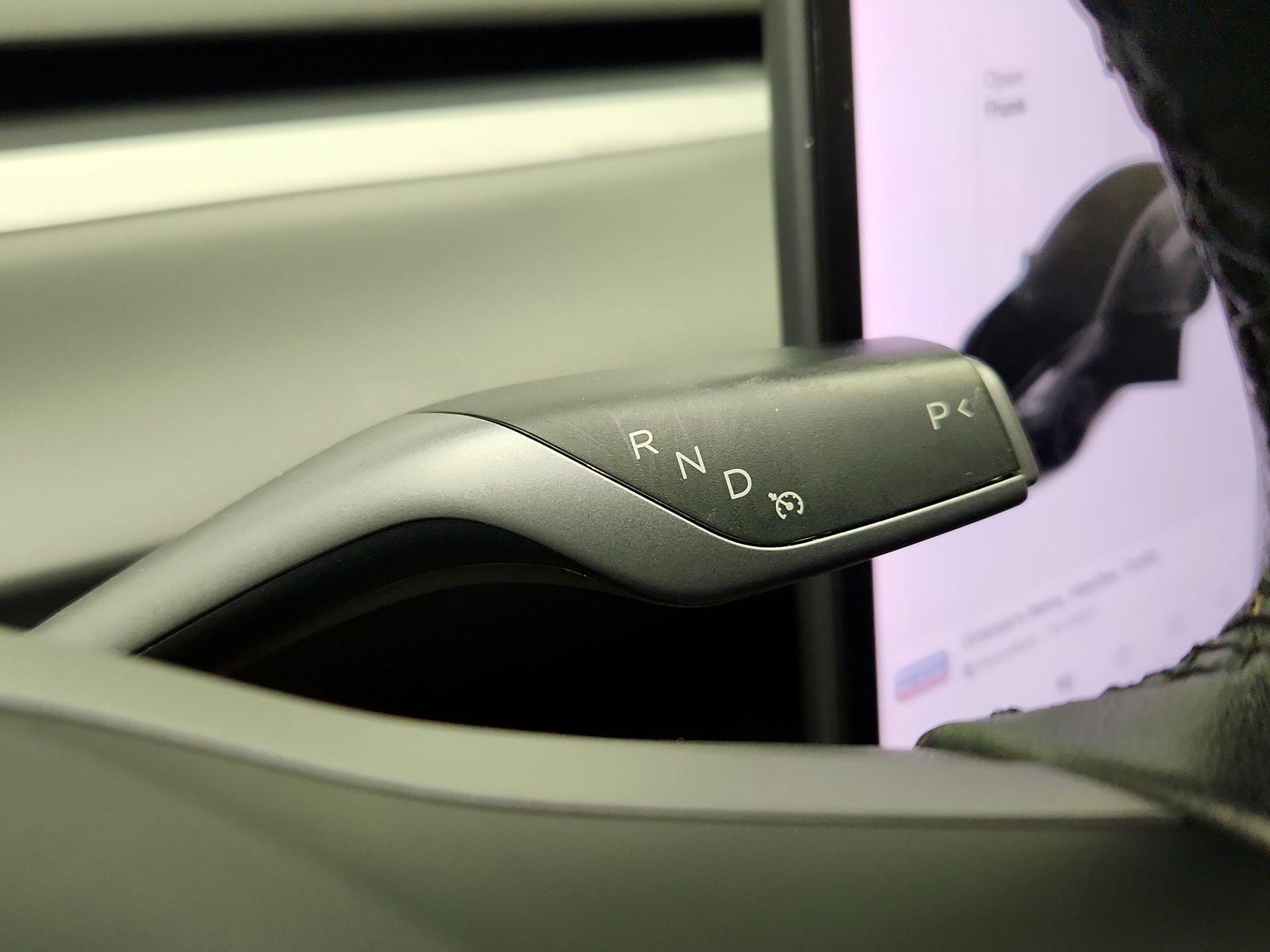 Thumbnail: 2021 Tesla Model 3 - 17