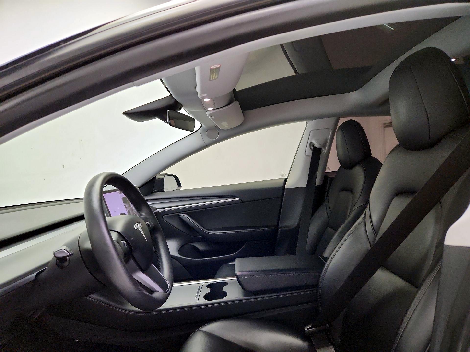 Thumbnail: 2021 Tesla Model 3 - 18