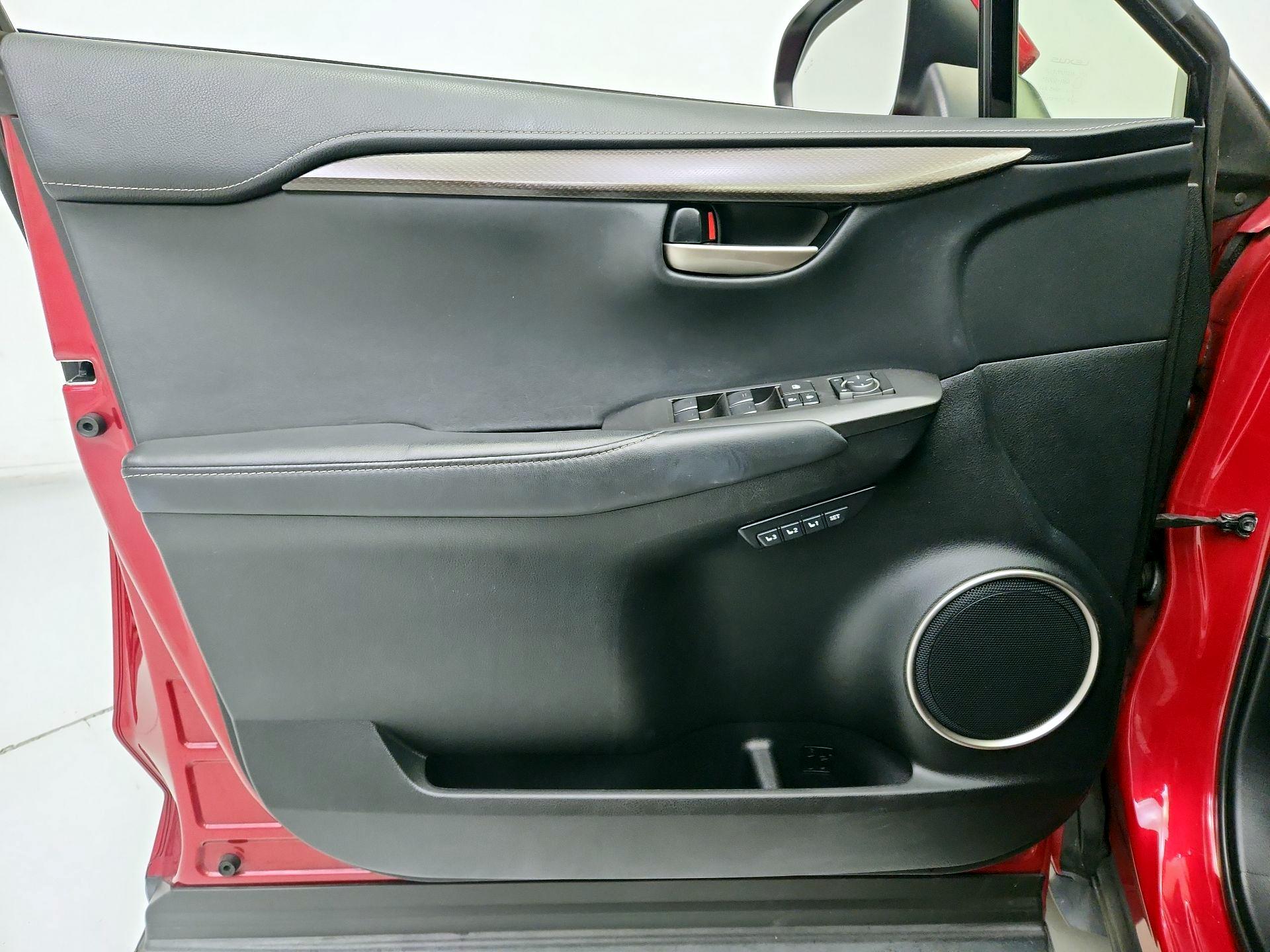 Thumbnail: 2016 Lexus NX - 12