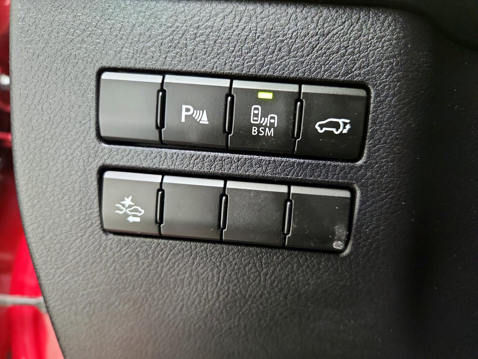 Thumbnail: 2016 Lexus NX - 13