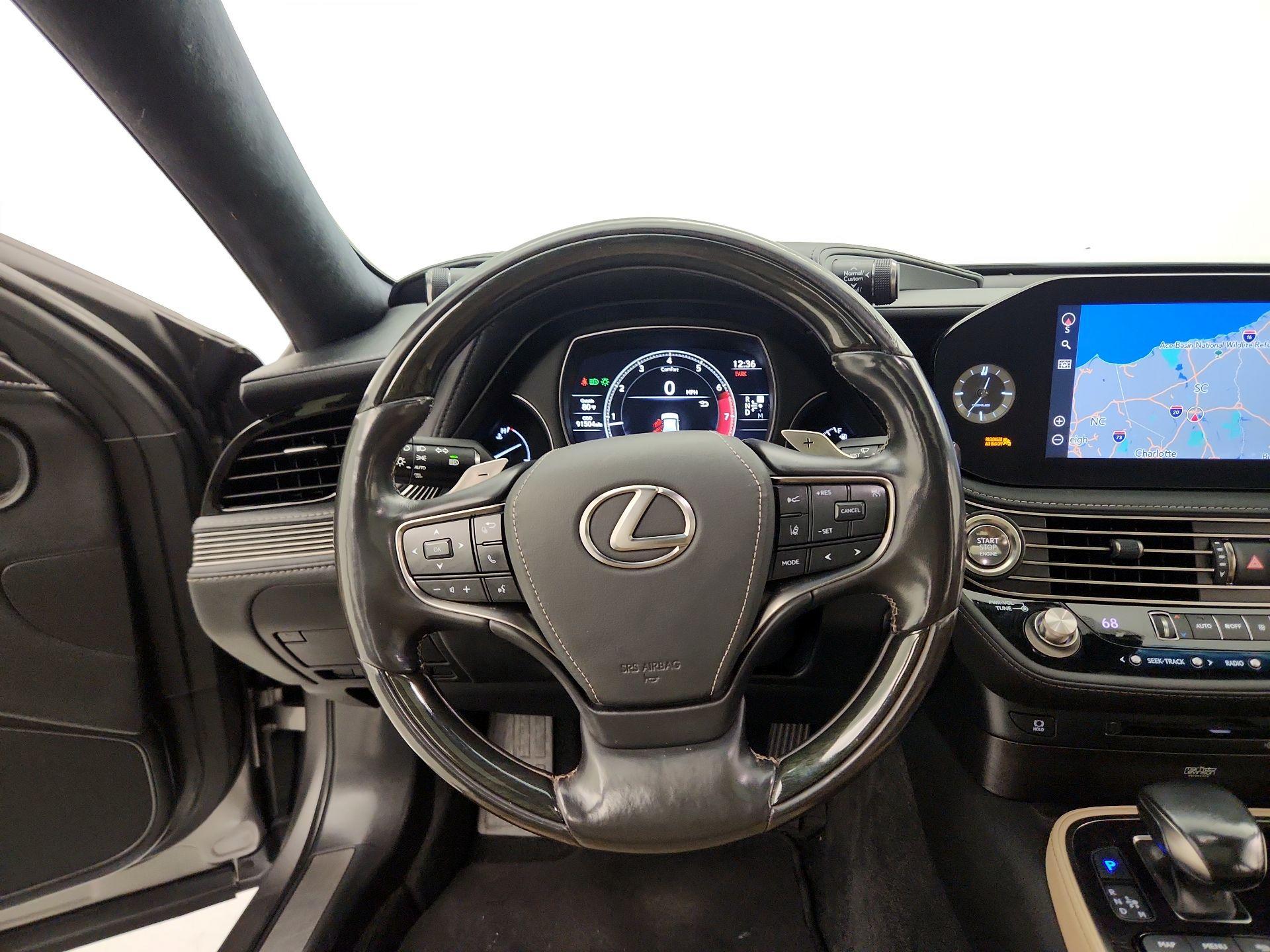 Thumbnail: 2021 Lexus LS - 10
