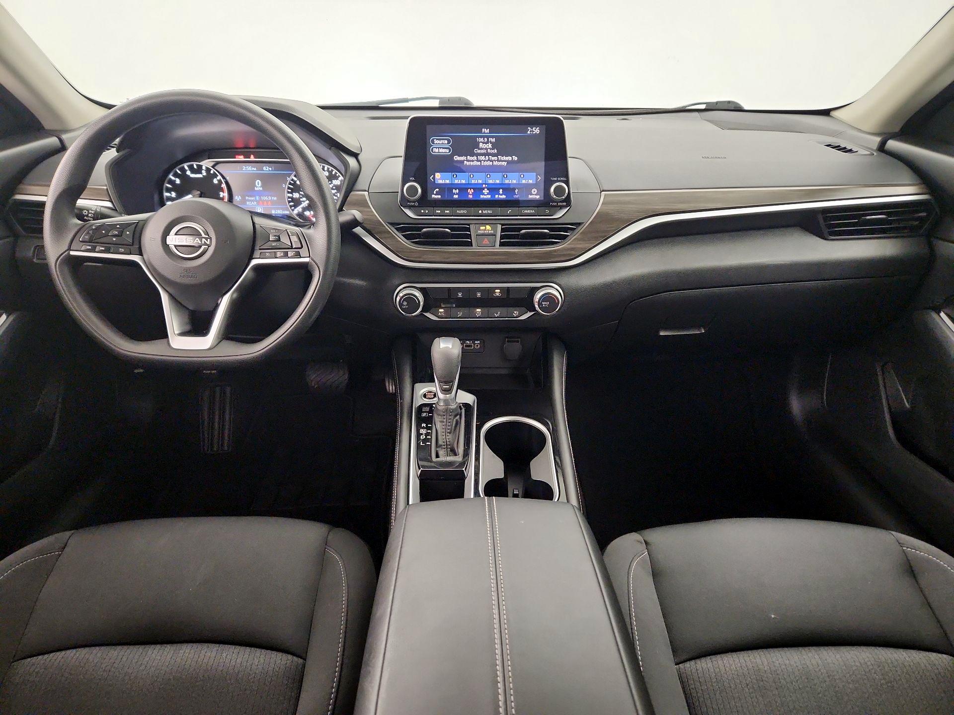 Thumbnail: 2023 Nissan Altima - 9