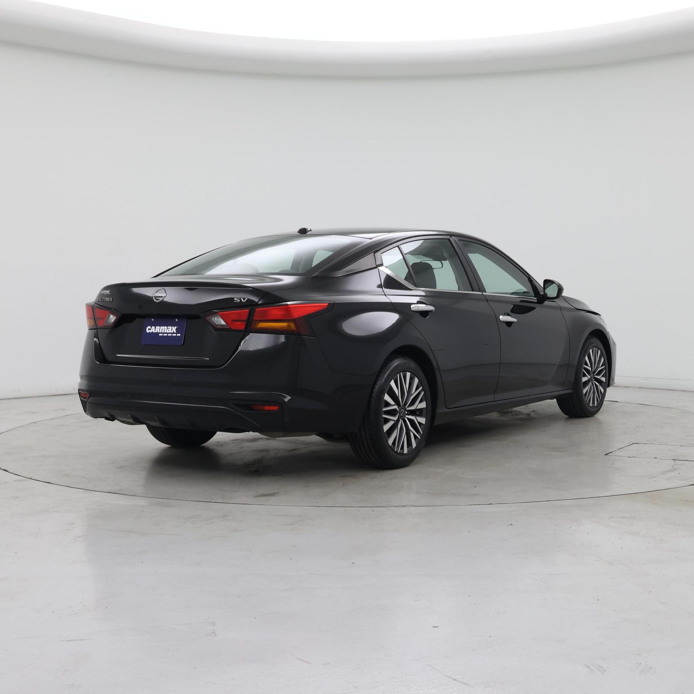 Thumbnail: 2023 Nissan Altima - 8