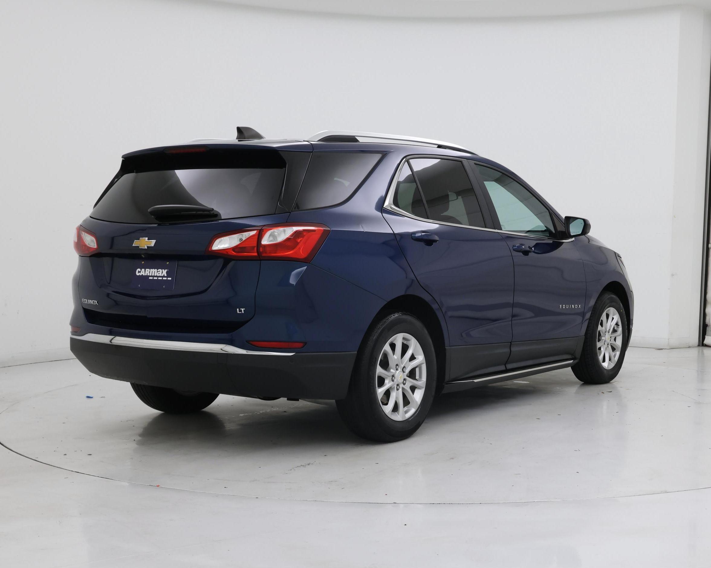 Thumbnail: 2021 Chevrolet Equinox - 8