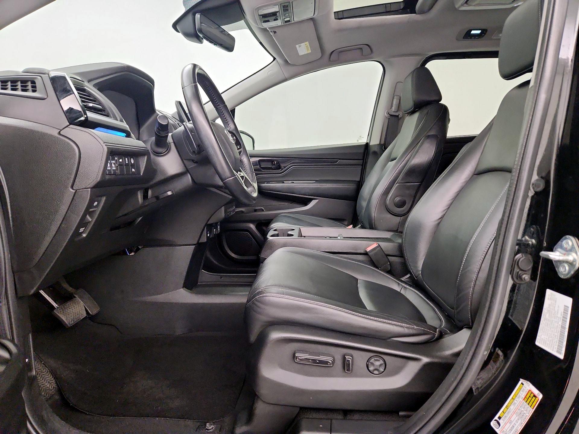 Thumbnail: 2023 Honda Odyssey - 11