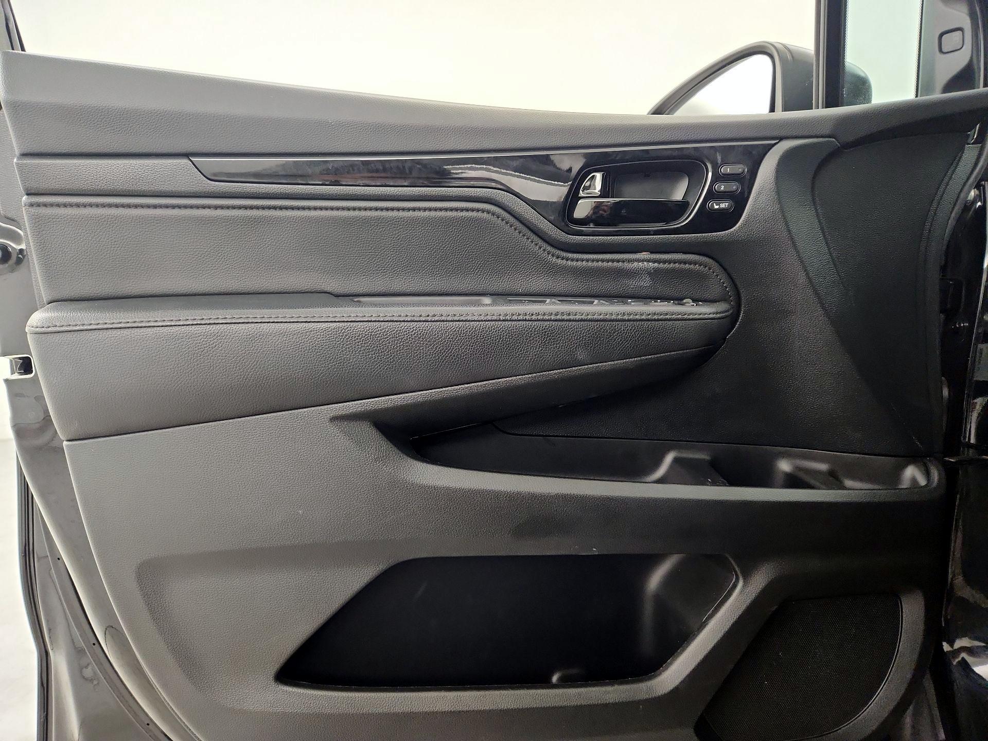 Thumbnail: 2023 Honda Odyssey - 12