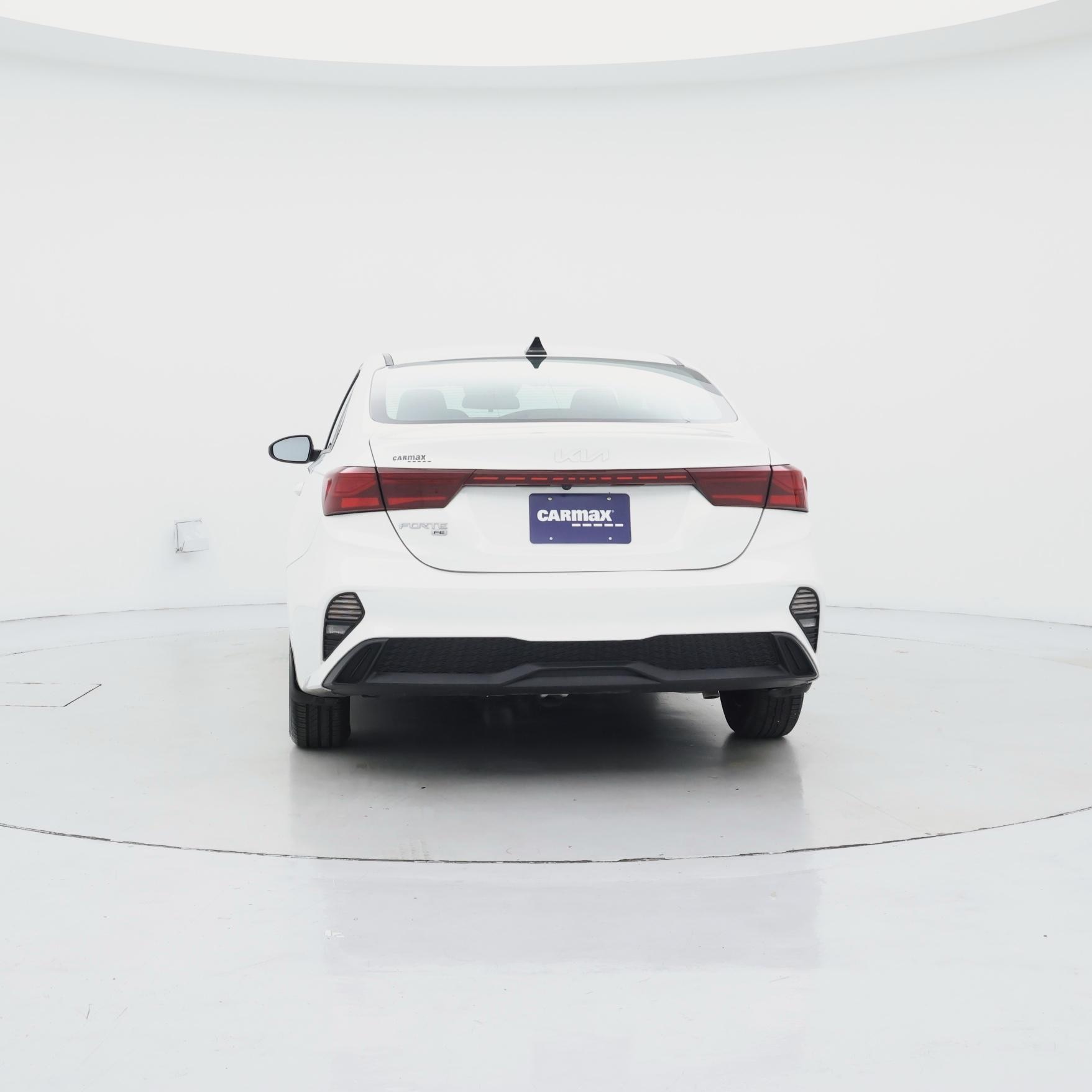 Thumbnail: 2022 Kia Forte - 6