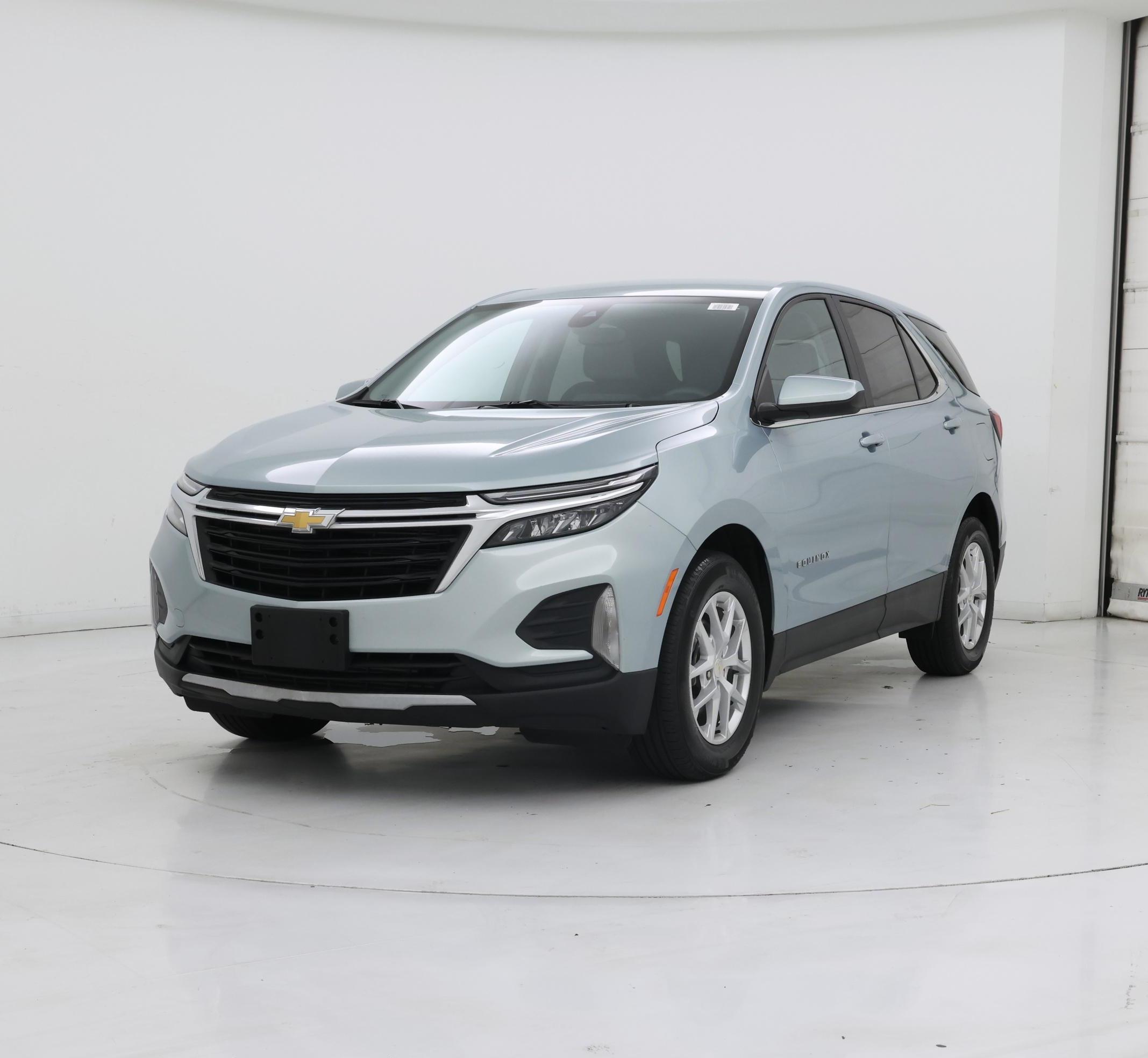 Thumbnail: 2022 Chevrolet Equinox - 4