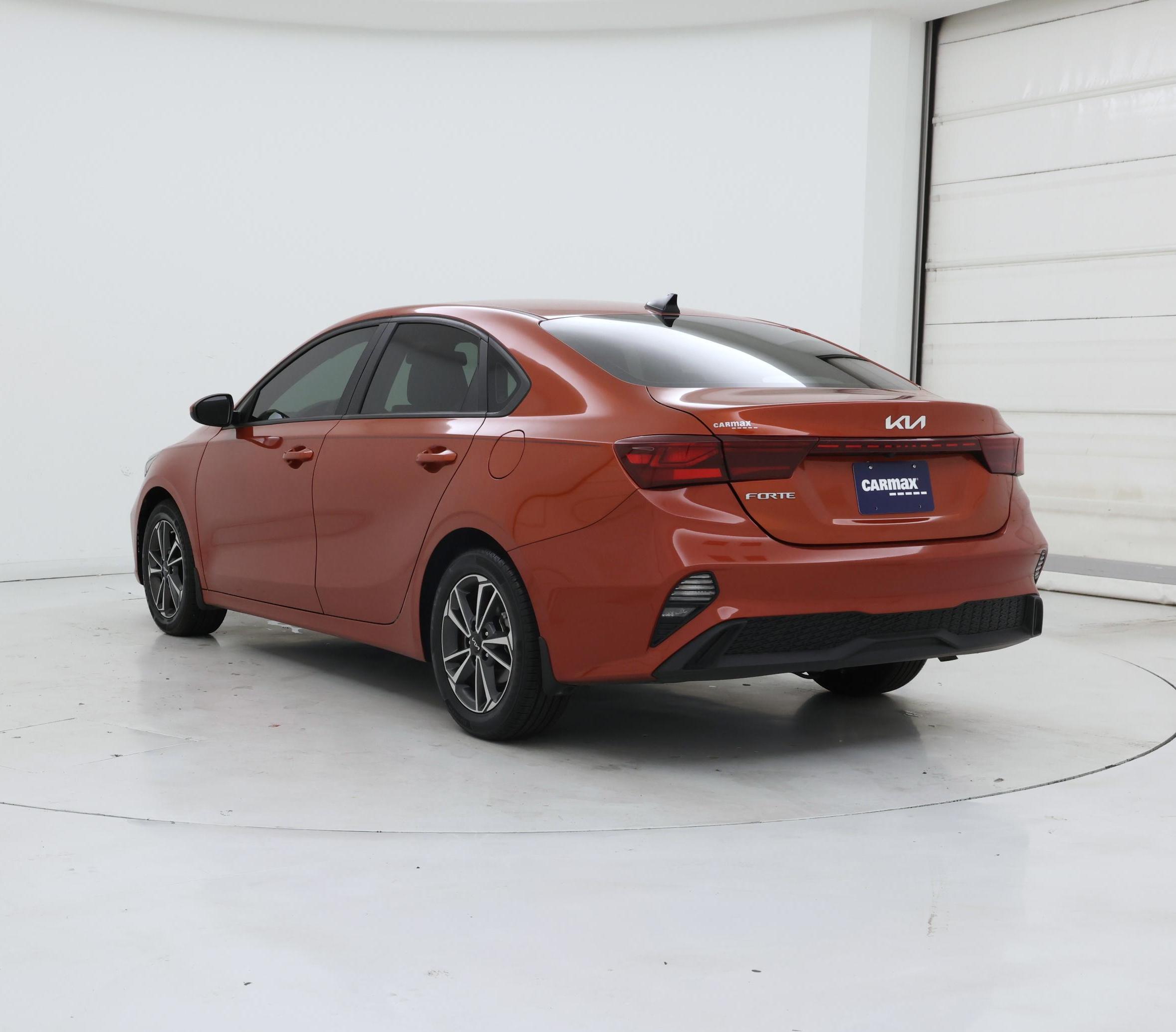 Thumbnail: 2023 Kia Forte - 2