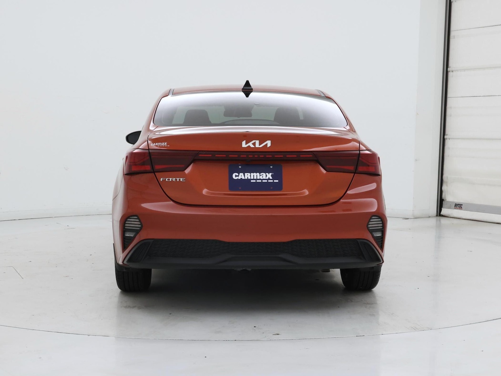 2023 Kia Forte LXS - Photo 7