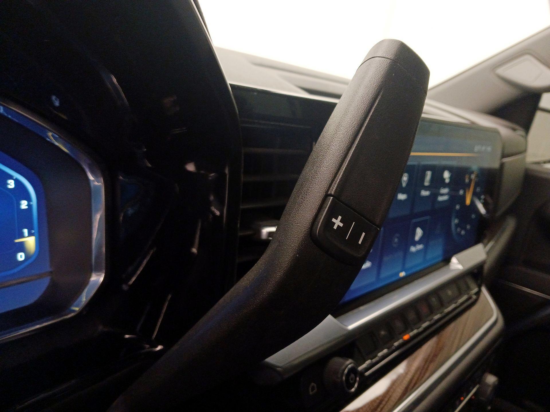 Thumbnail: 2023 Chevrolet Silverado 1500 - 18