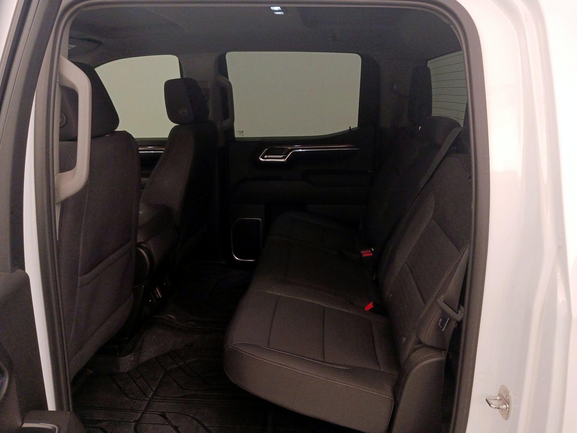 Thumbnail: 2023 Chevrolet Silverado 1500 - 20