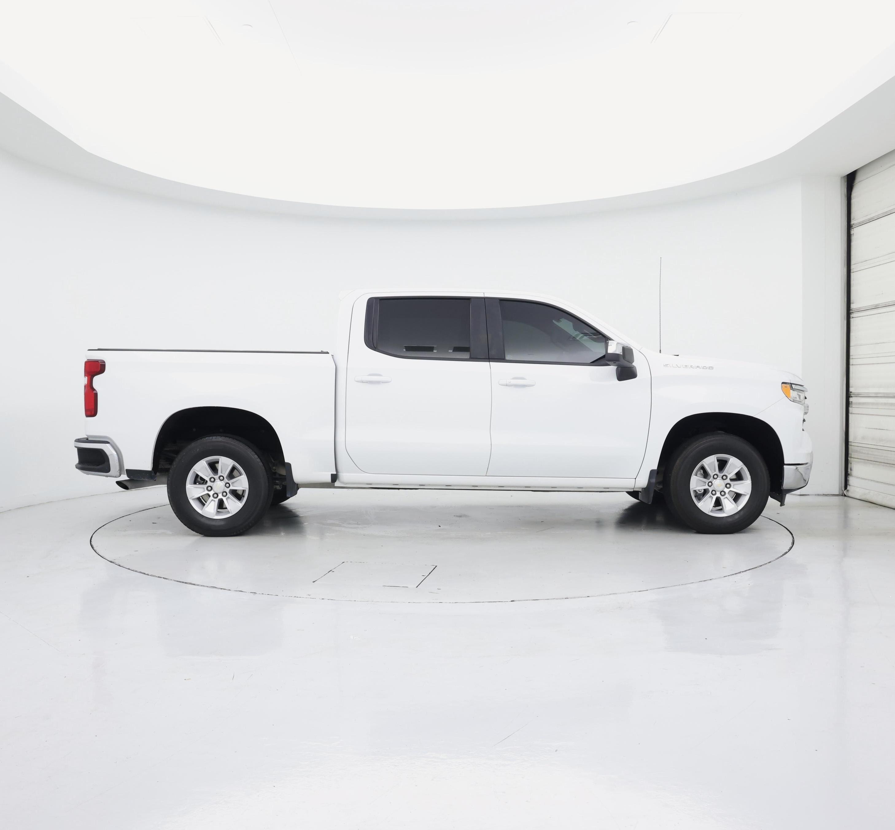 Thumbnail: 2023 Chevrolet Silverado 1500 - 7