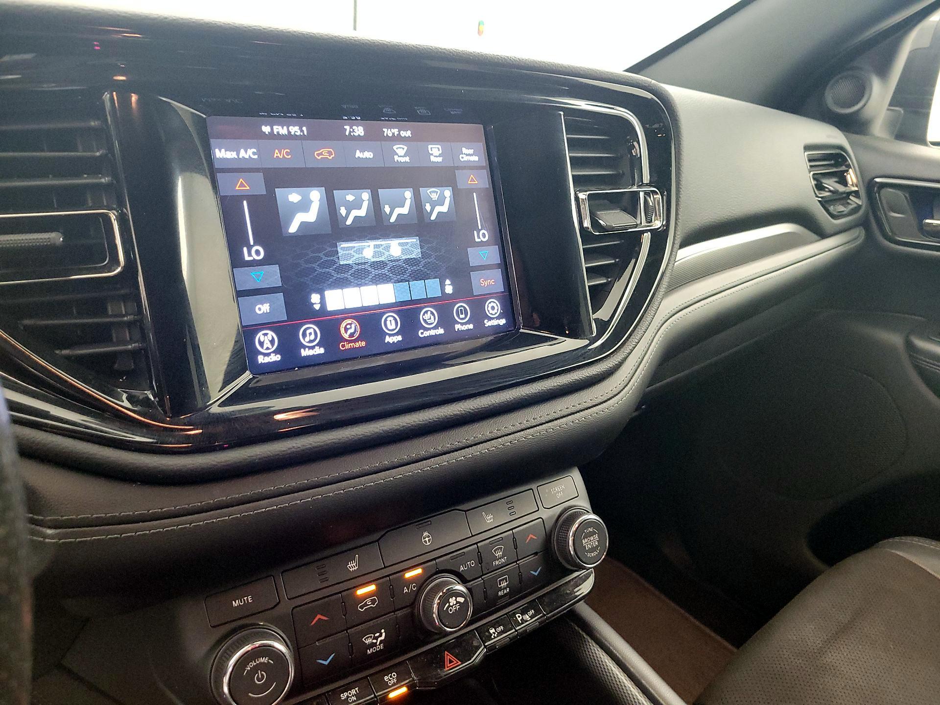Thumbnail: 2021 Dodge Durango - 16
