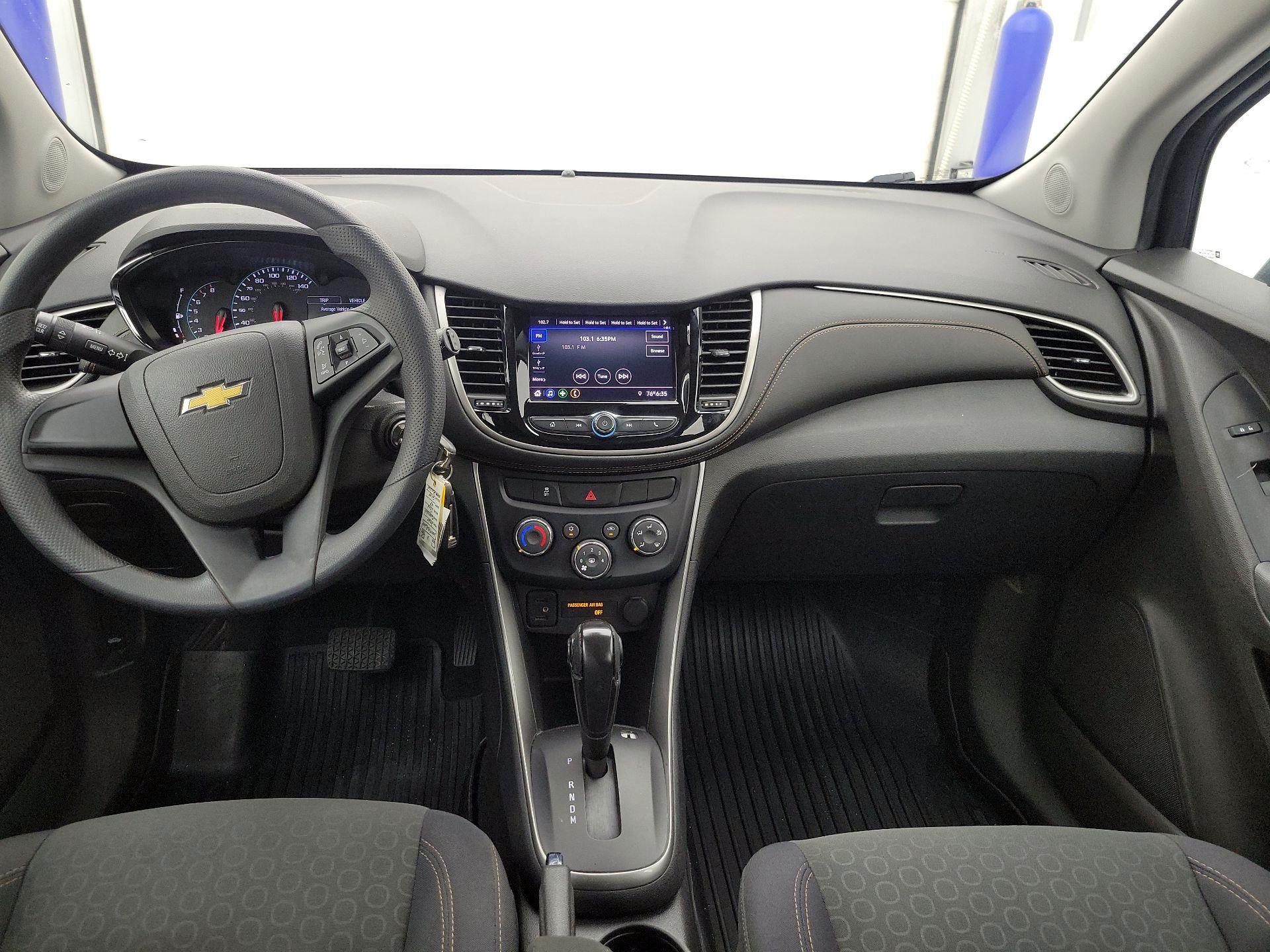 Thumbnail: 2020 Chevrolet Trax - 9