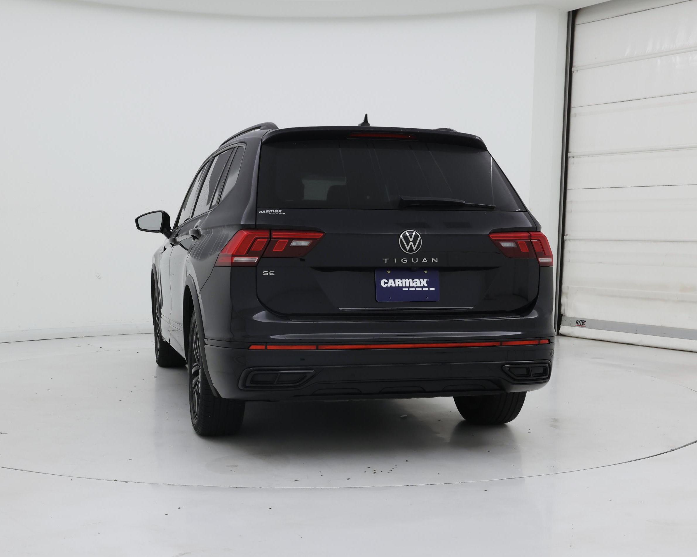 Thumbnail: 2022 Volkswagen Tiguan - 6