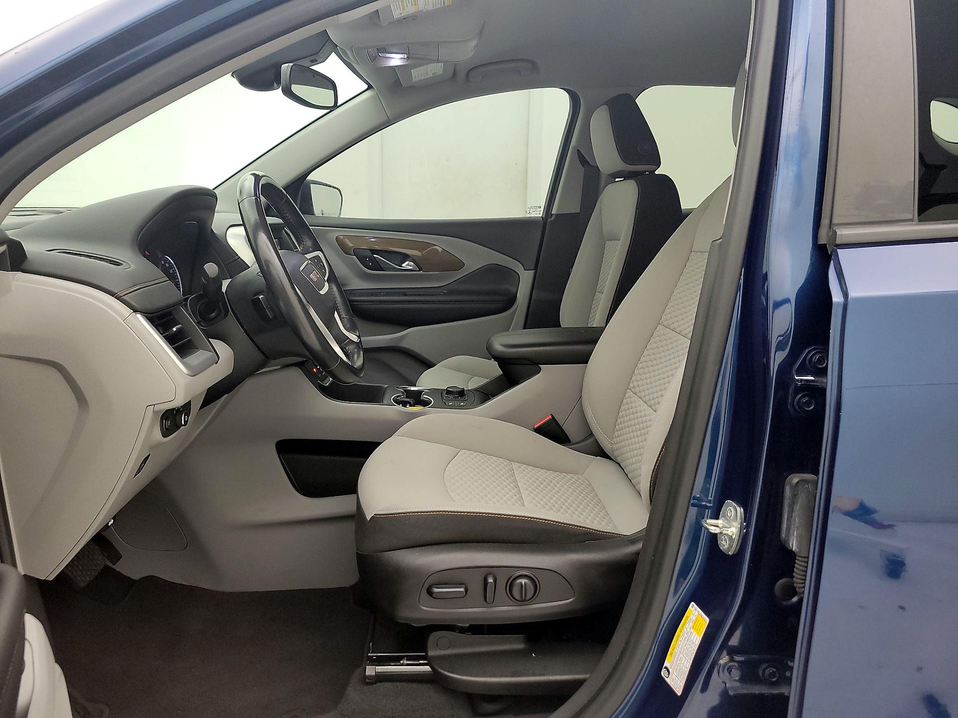 Thumbnail: 2021 GMC Terrain - 11