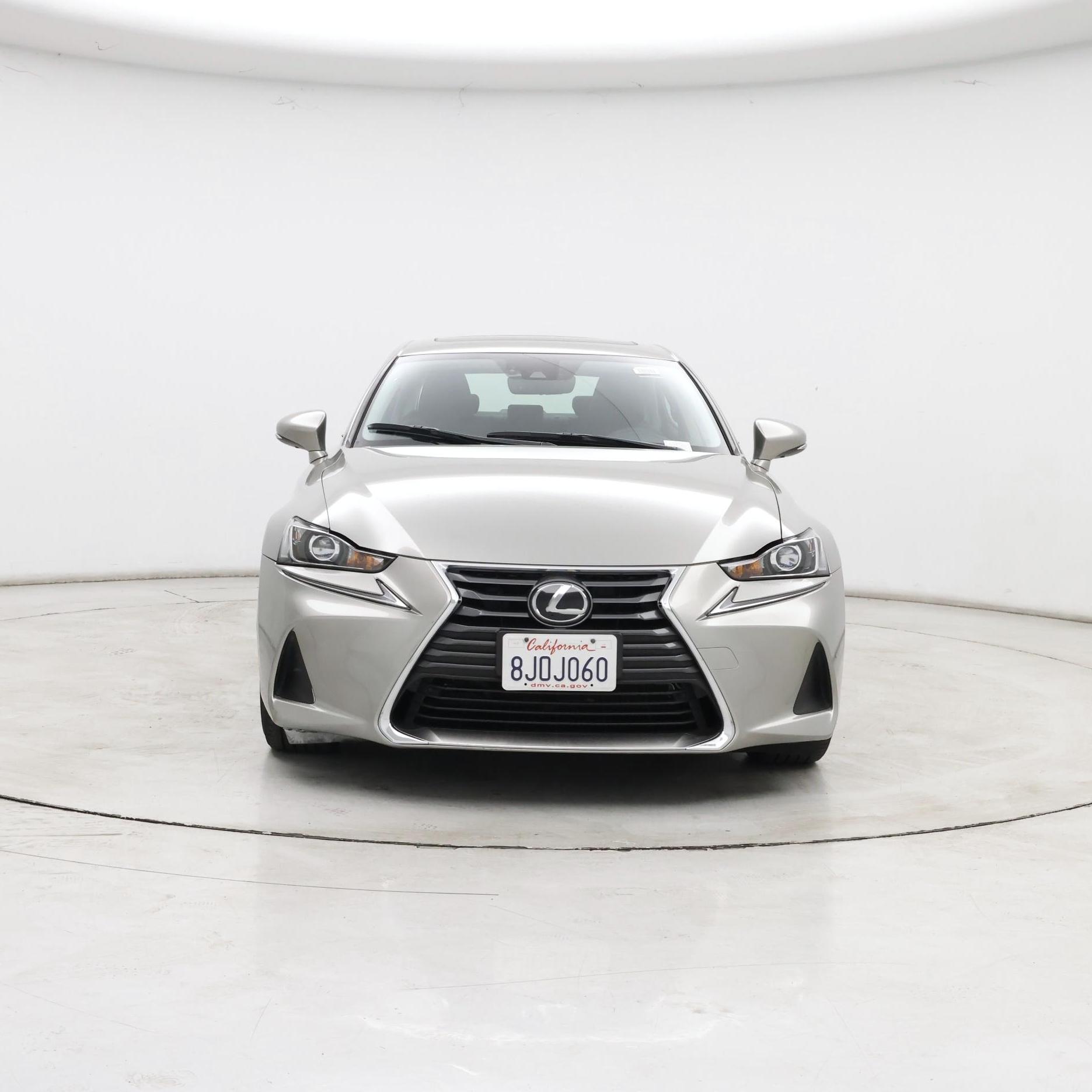 Thumbnail: 2019 Lexus IS - 5