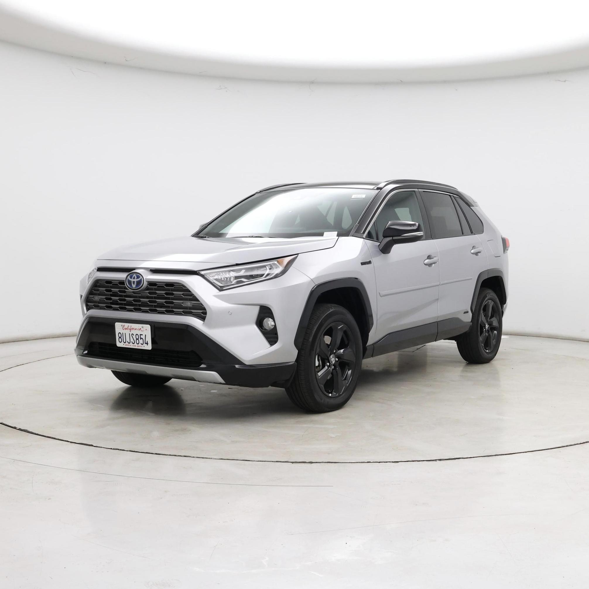 Thumbnail: 2021 Toyota RAV4 - 4