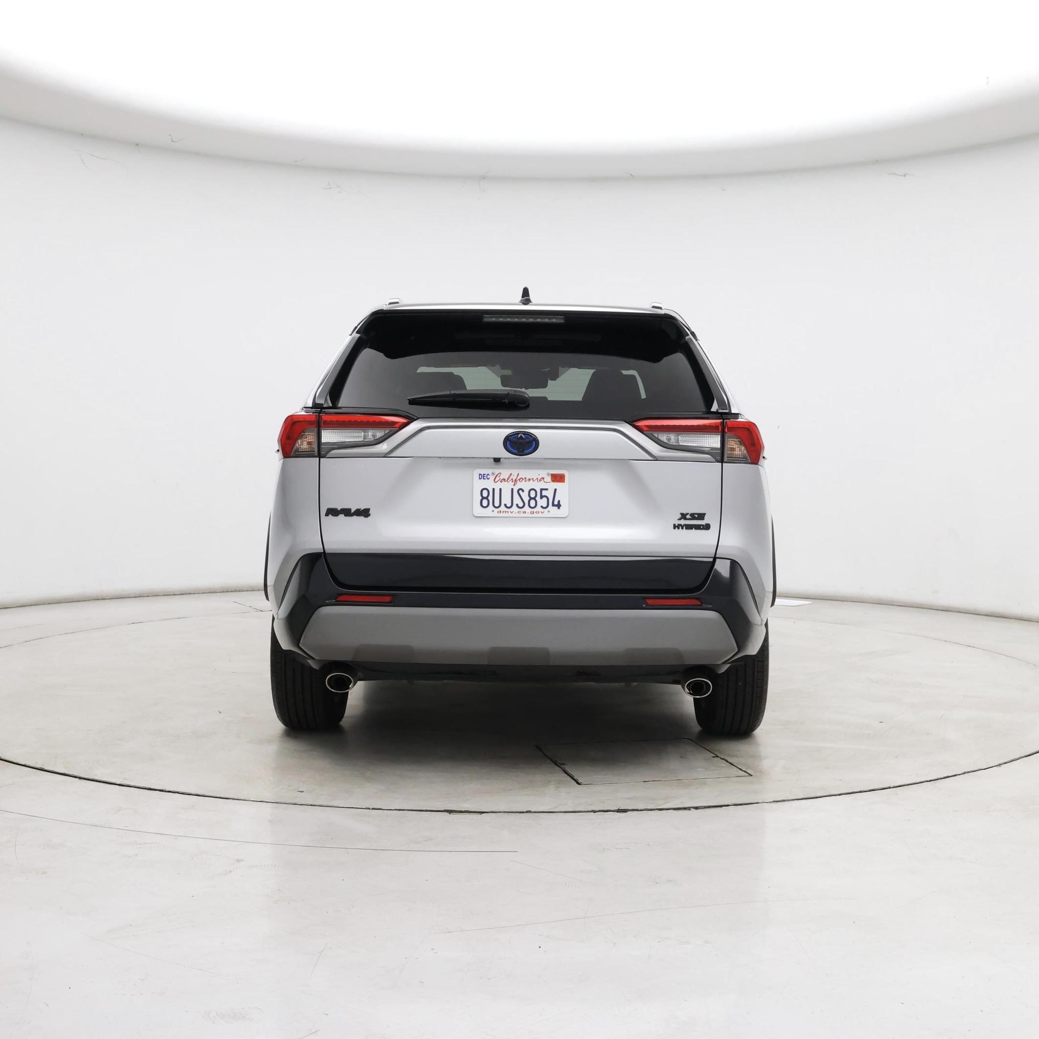 Thumbnail: 2021 Toyota RAV4 - 6
