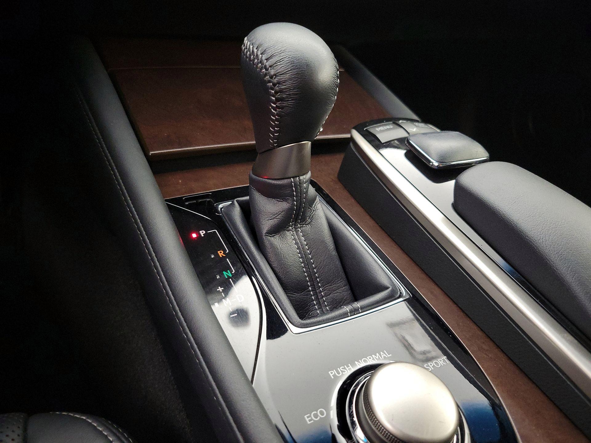 Thumbnail: 2014 Lexus GS - 18