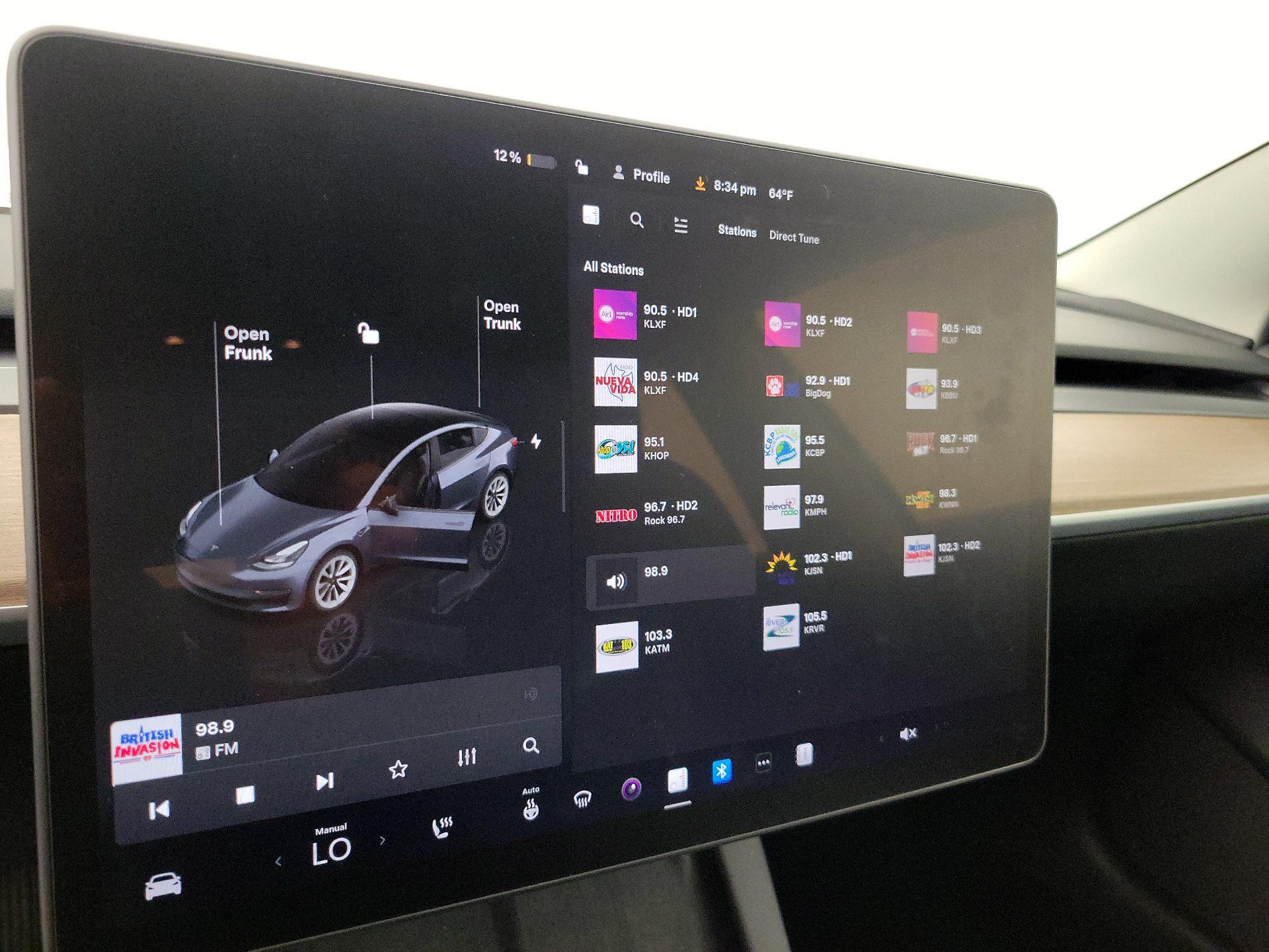 Thumbnail: 2023 Tesla Model 3 - 15