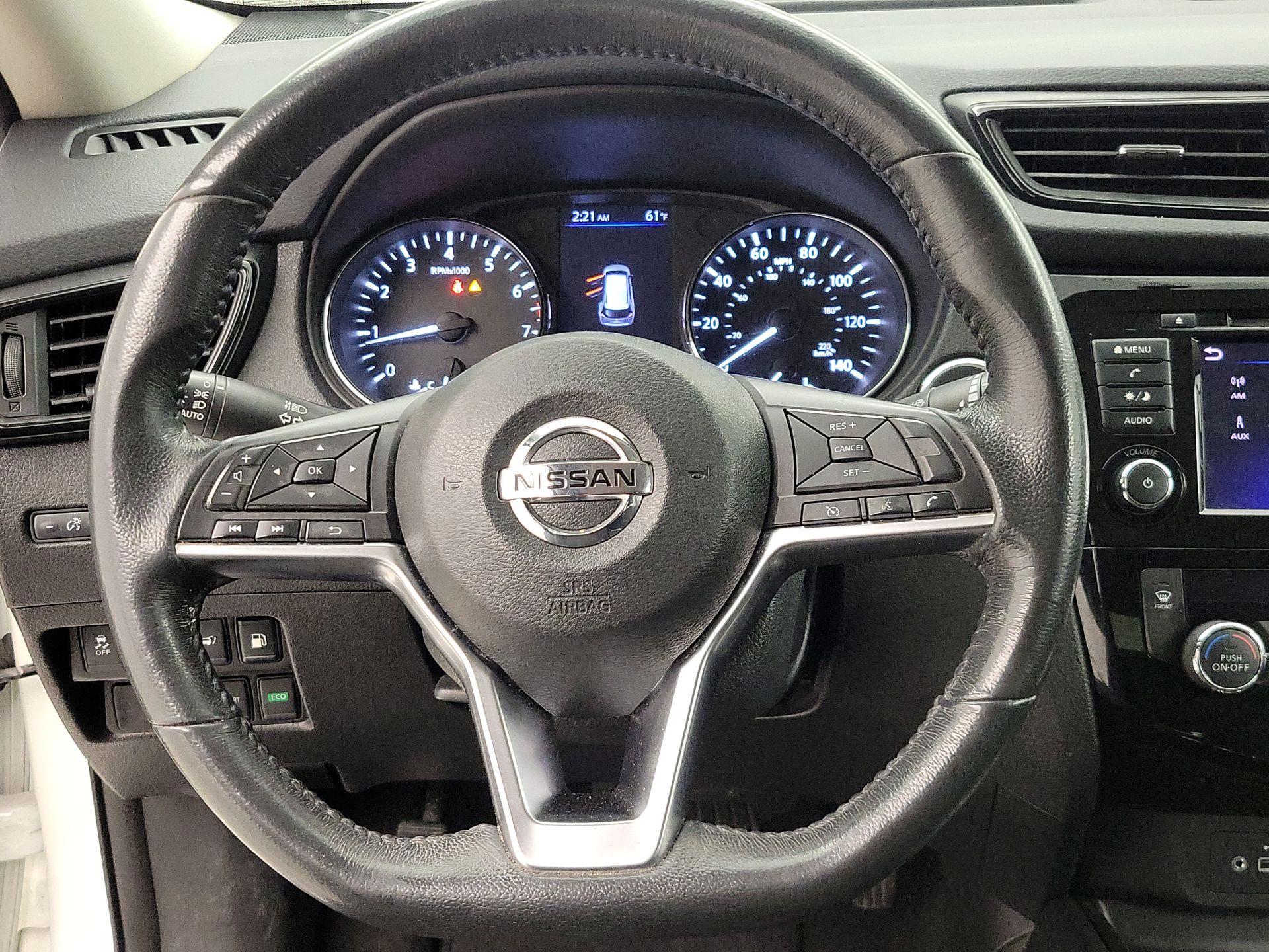 Thumbnail: 2018 Nissan Rogue - 10