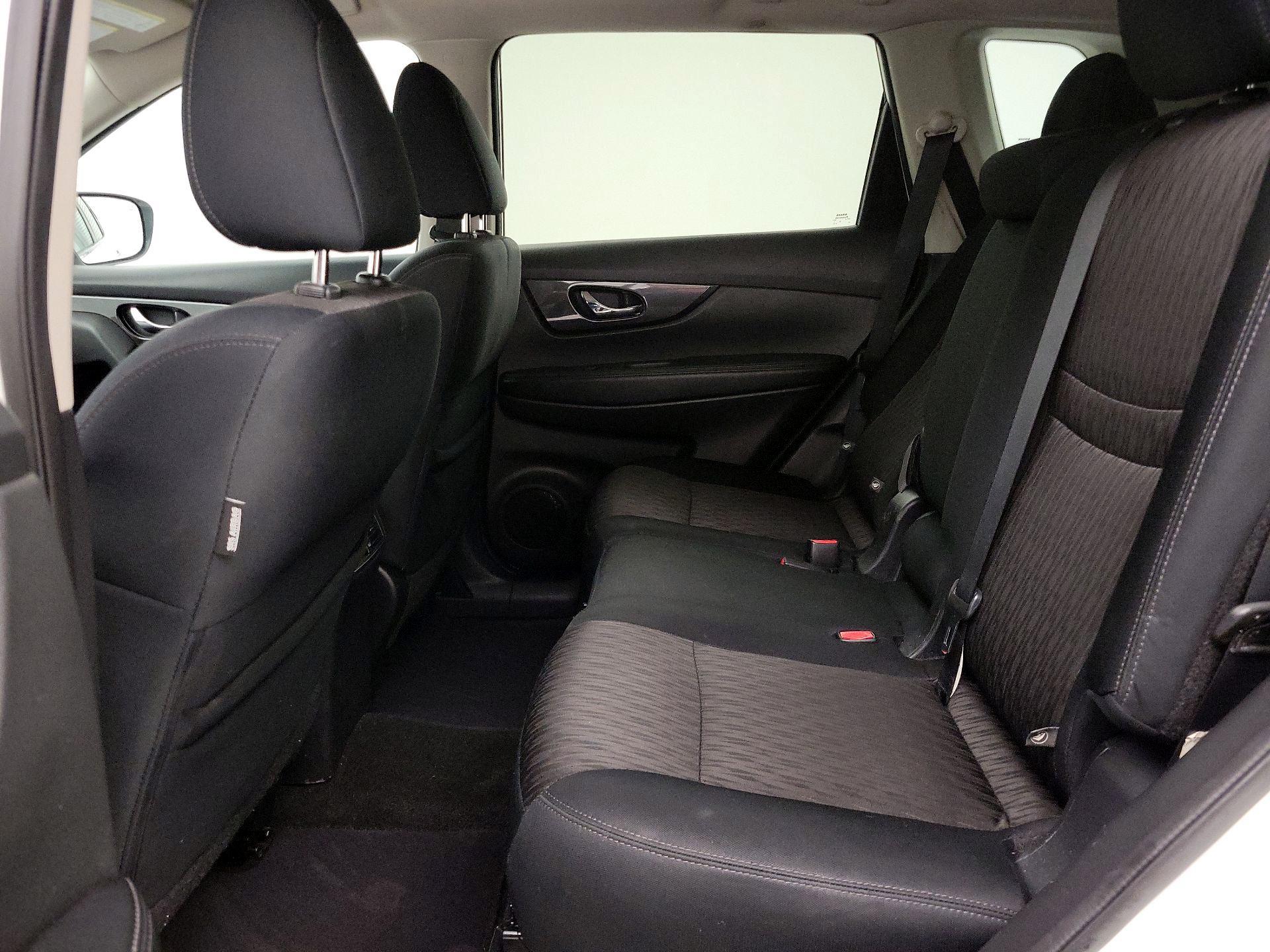 Thumbnail: 2018 Nissan Rogue - 19