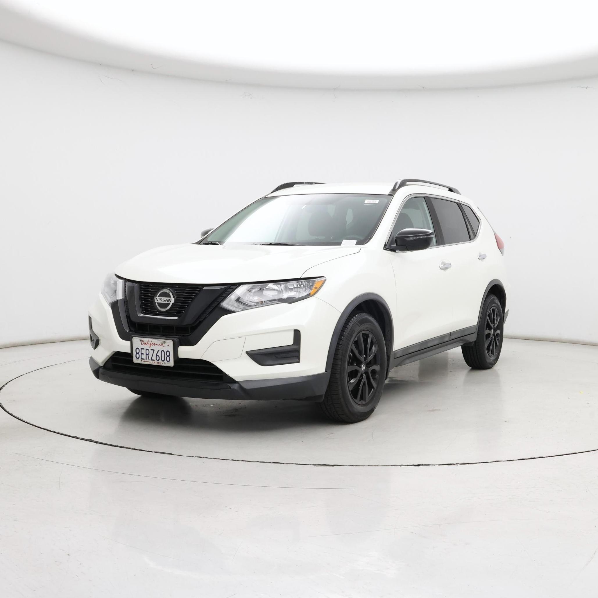 Thumbnail: 2018 Nissan Rogue - 4