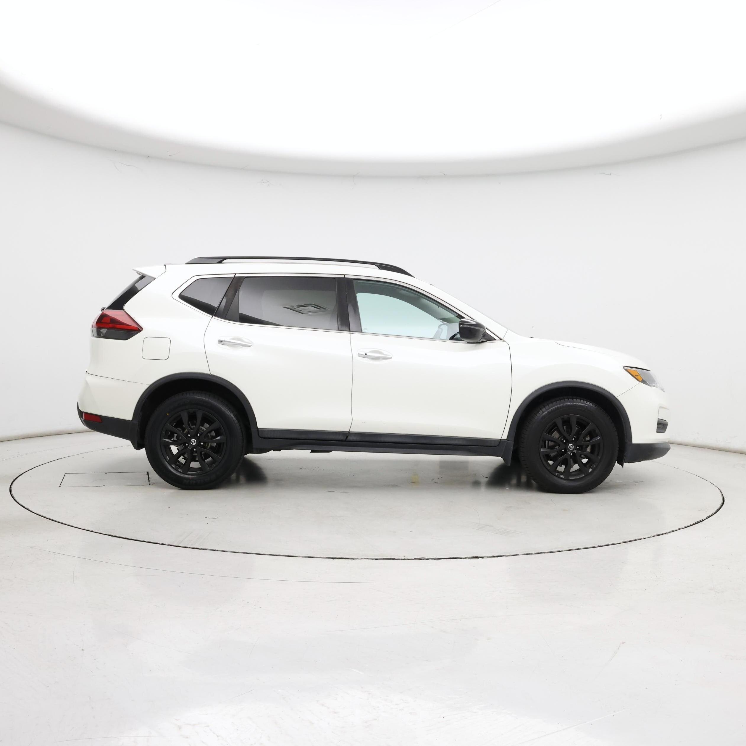 Thumbnail: 2018 Nissan Rogue - 7