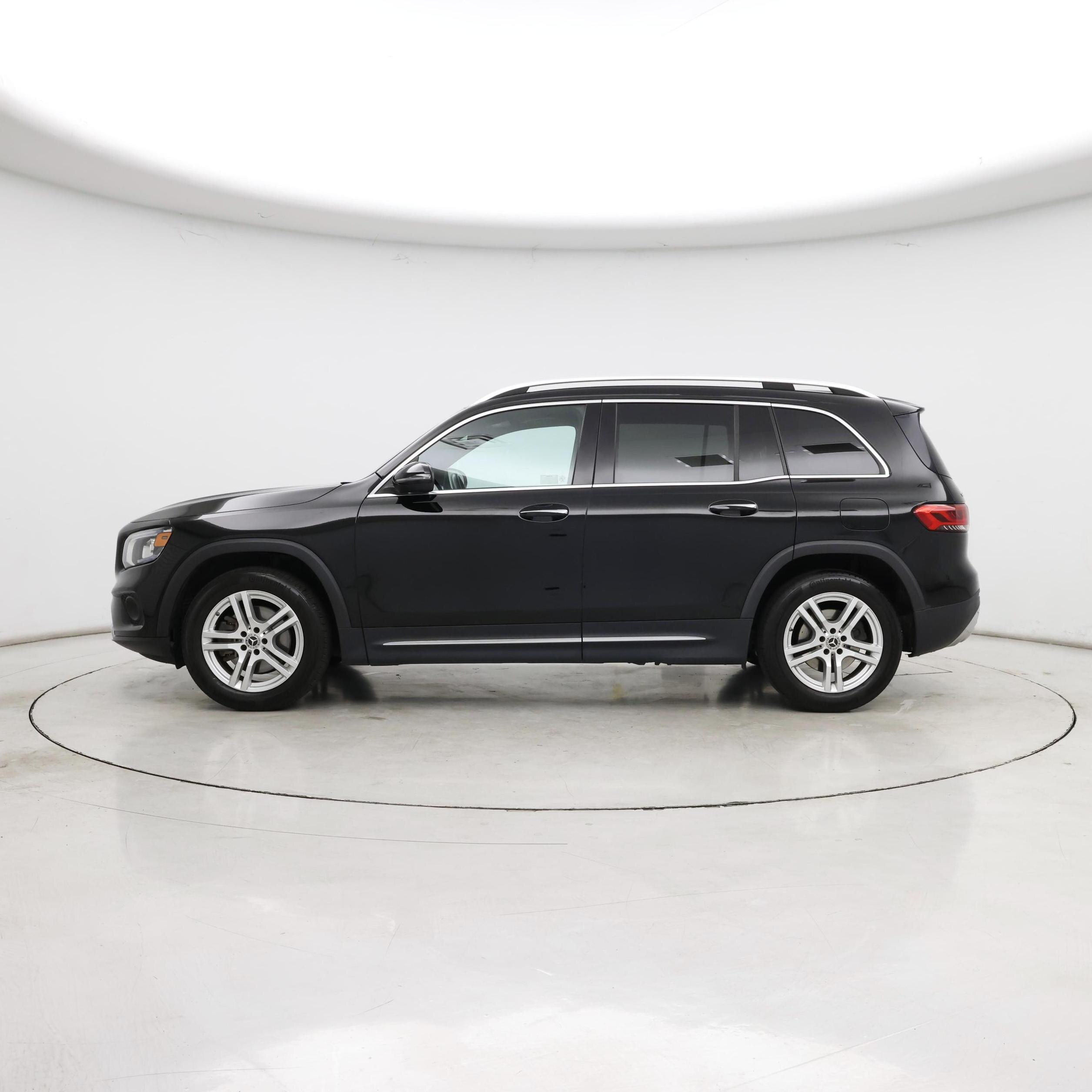 Thumbnail: 2020 Mercedes-Benz GLB - 3