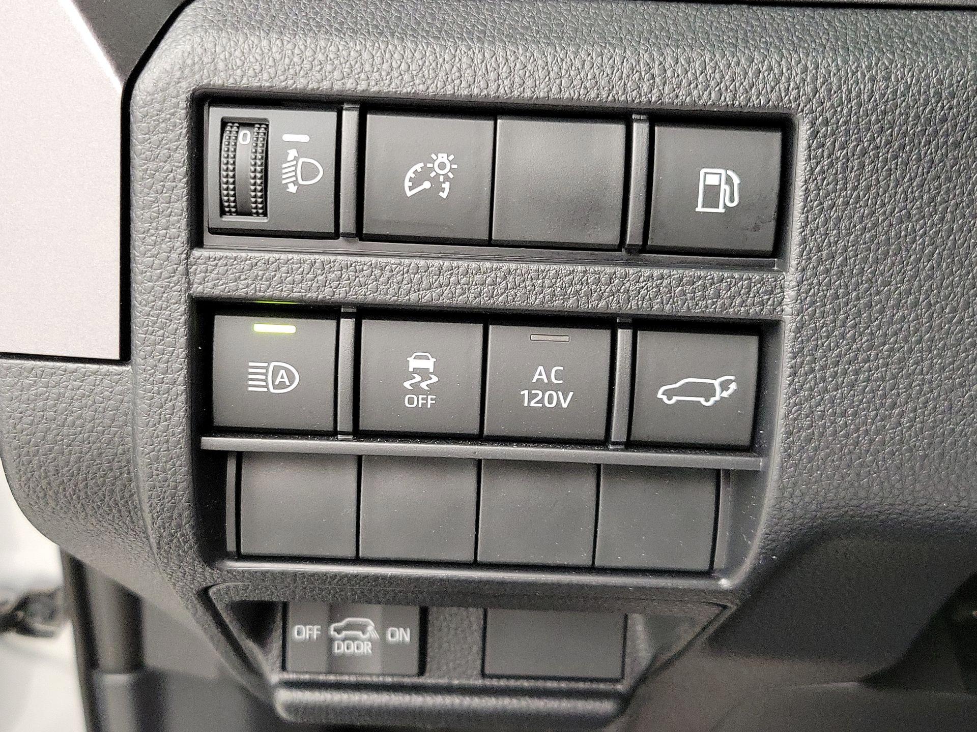 Thumbnail: 2025 Toyota 4Runner - 13