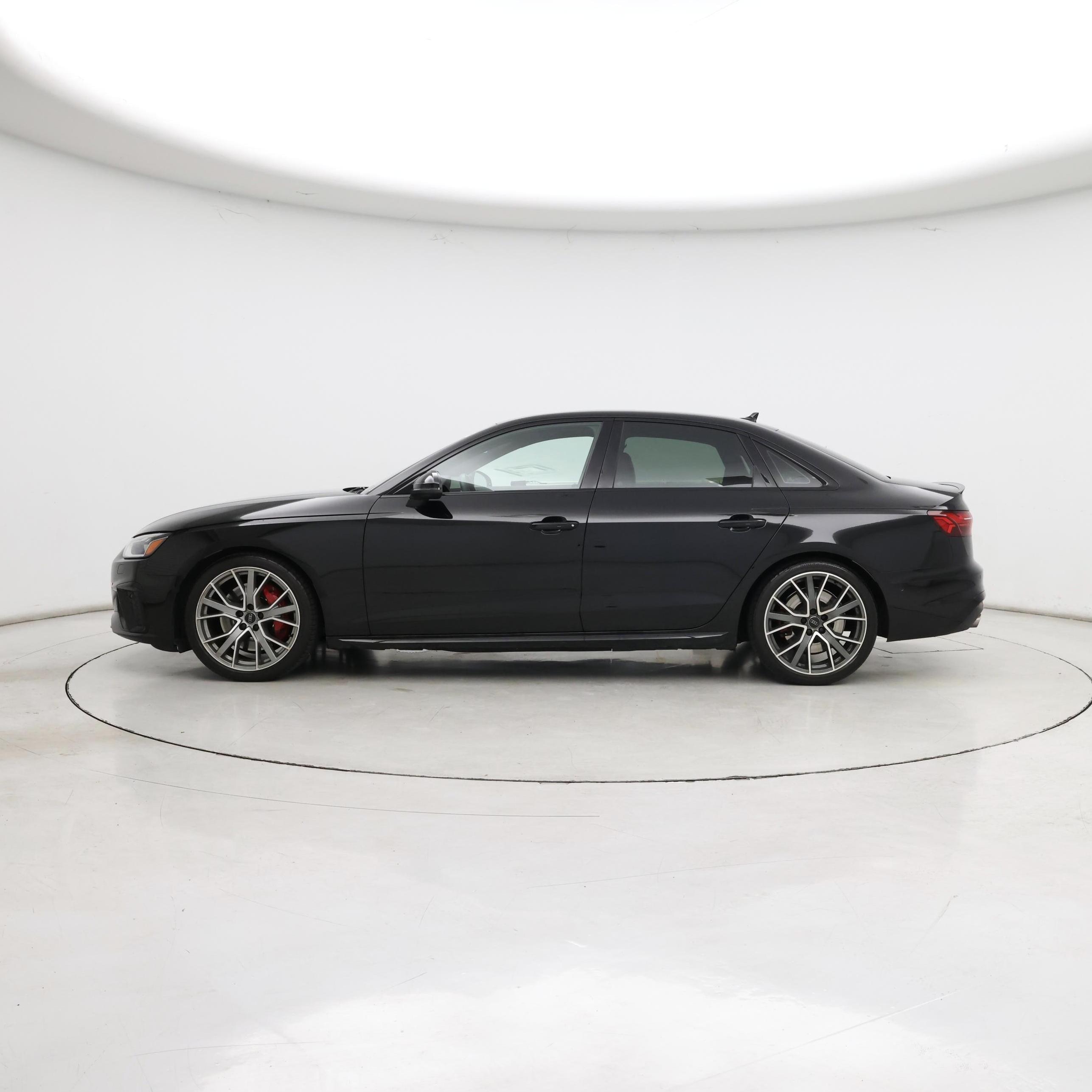 Thumbnail: 2021 Audi S4 - 3