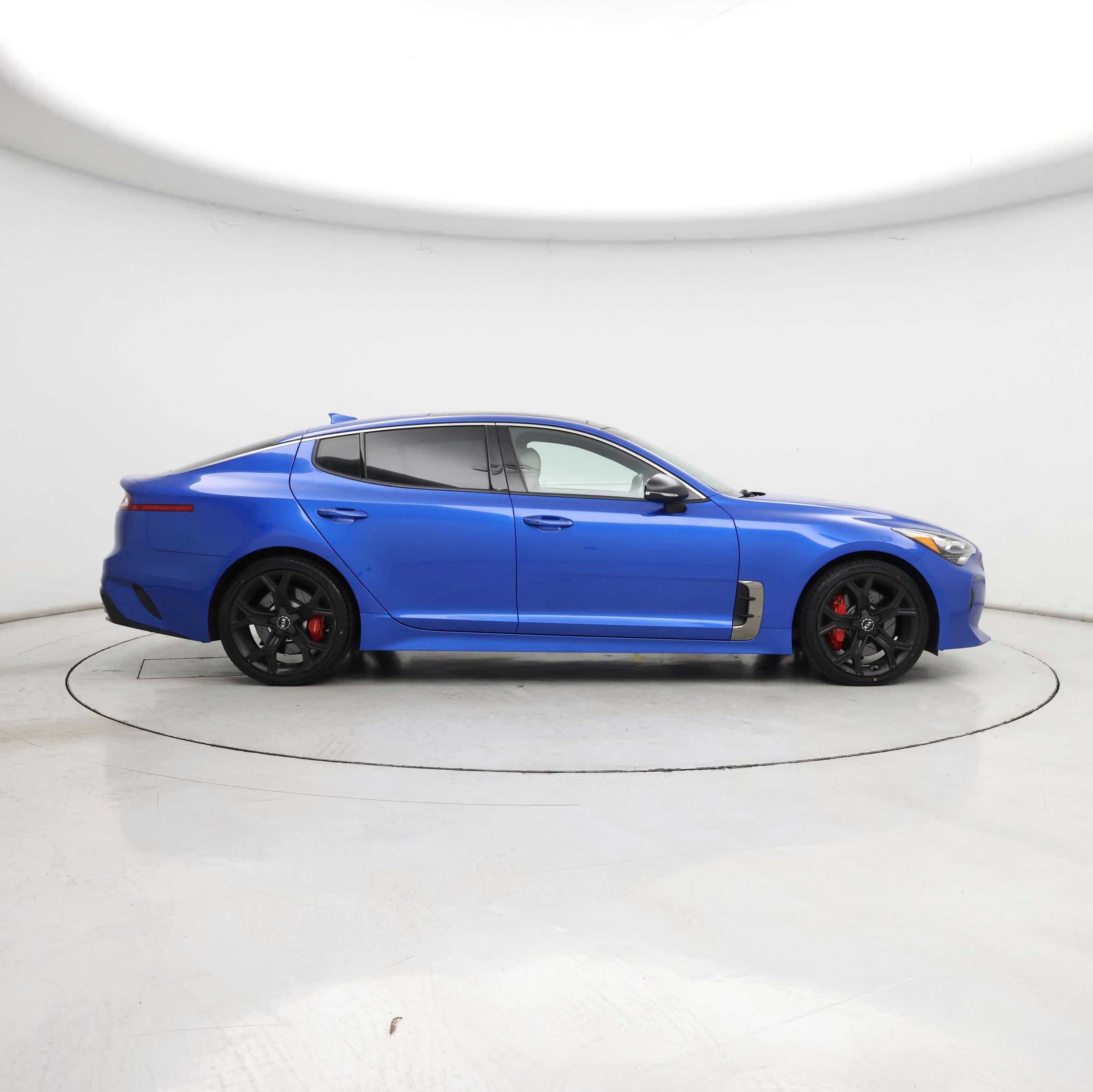 Thumbnail: 2018 Kia Stinger - 7