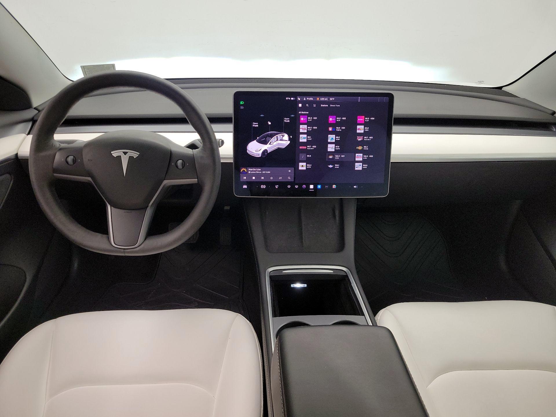 Thumbnail: 2021 Tesla Model 3 - 9