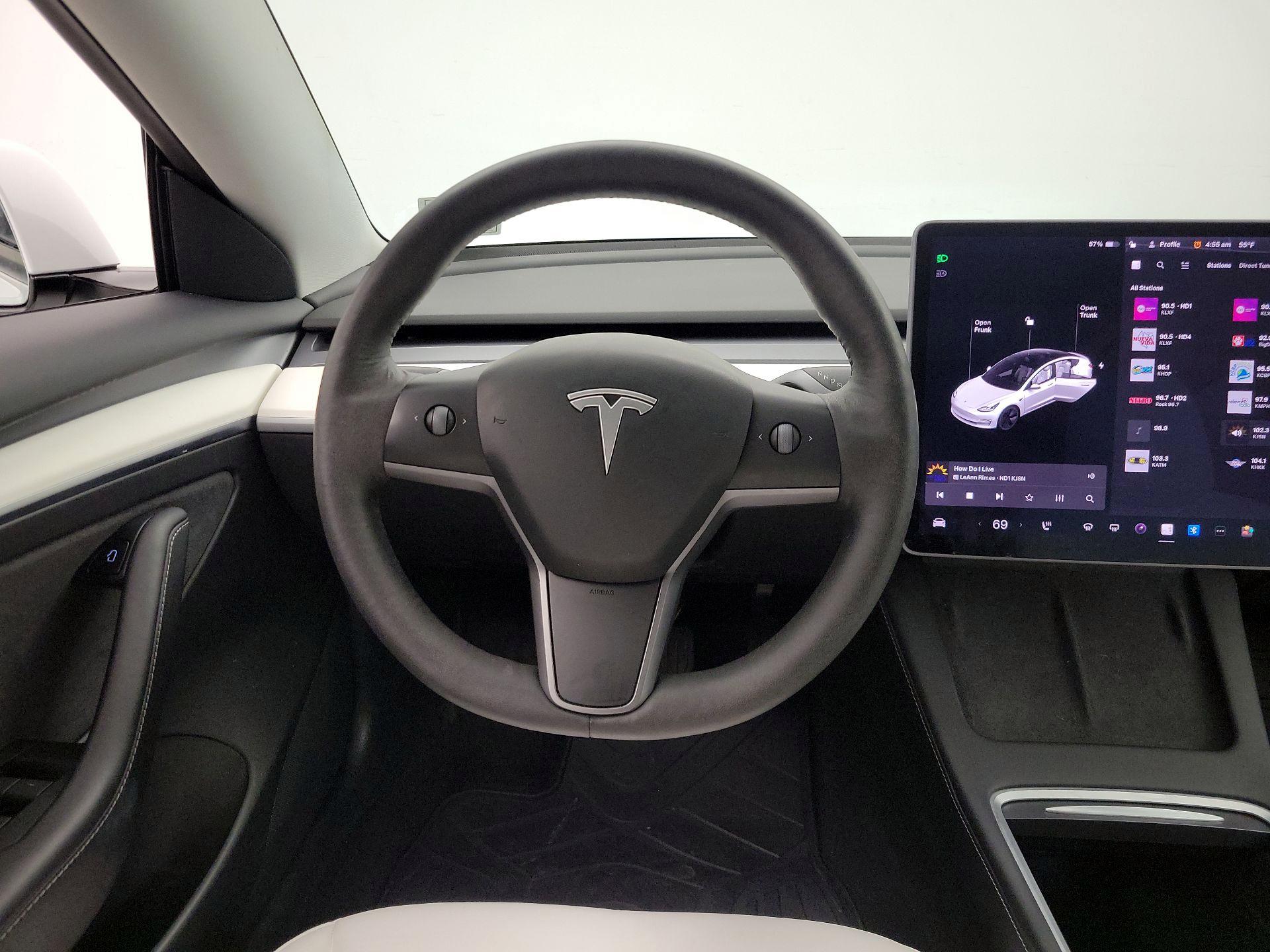 Thumbnail: 2021 Tesla Model 3 - 10