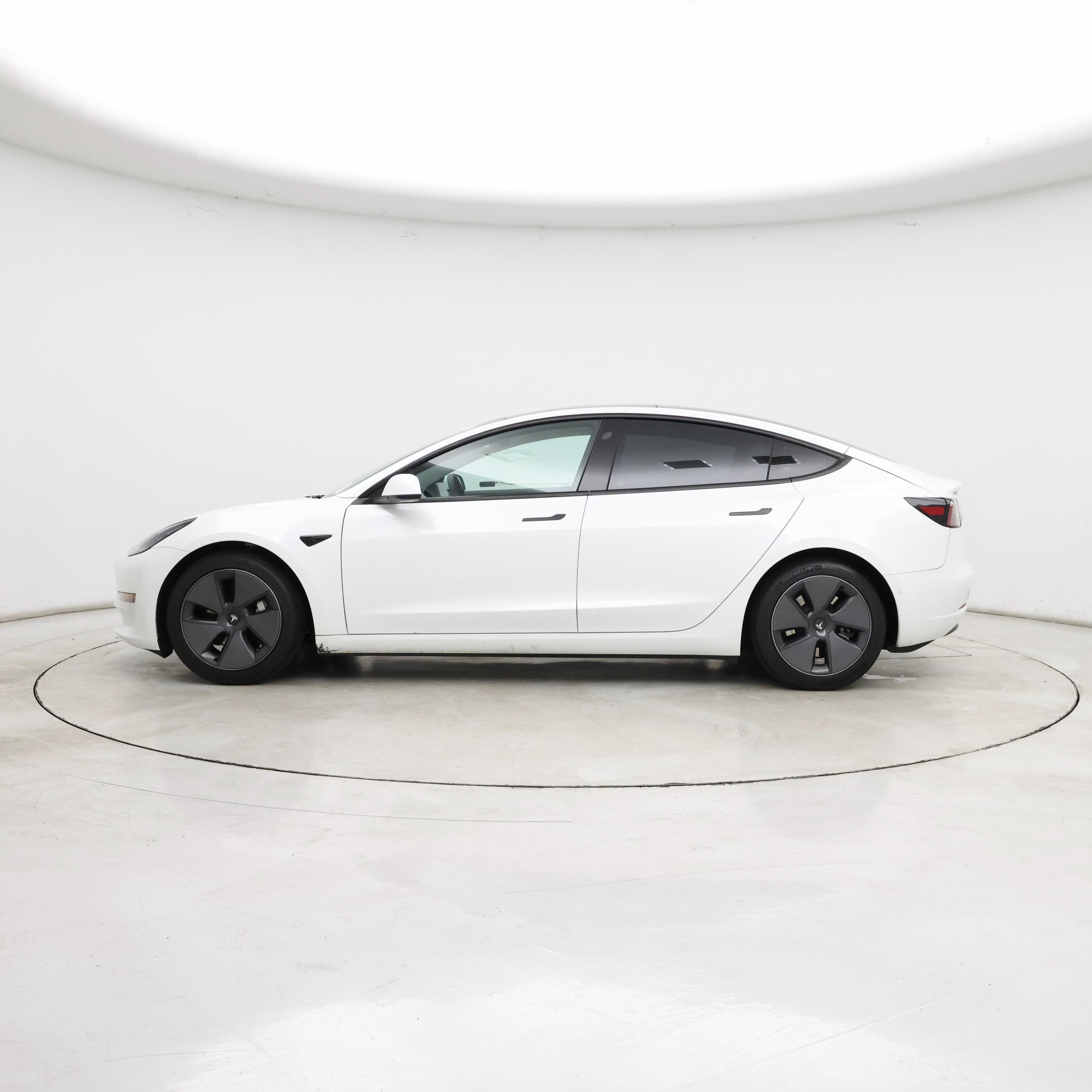 Thumbnail: 2021 Tesla Model 3 - 3