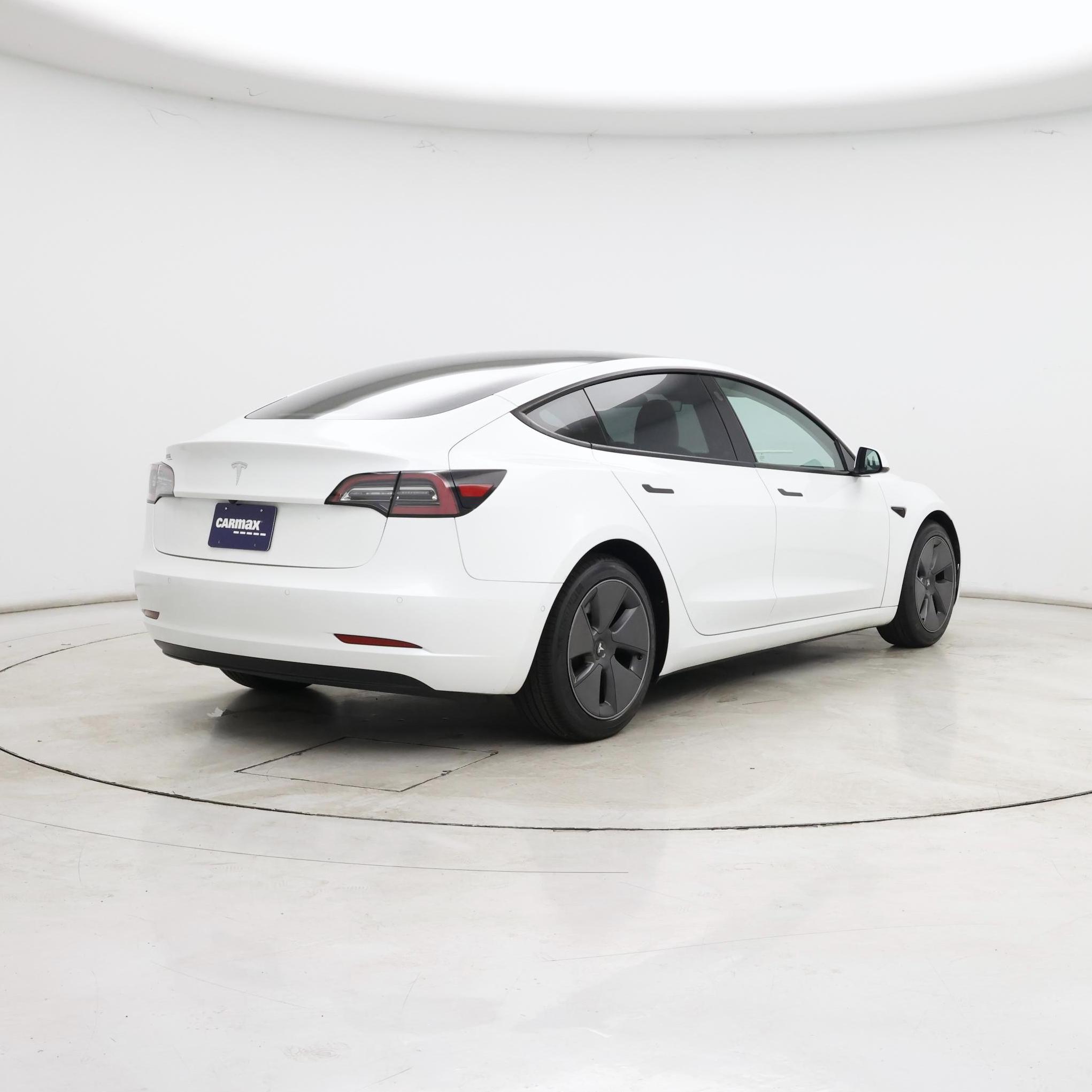 Thumbnail: 2021 Tesla Model 3 - 8