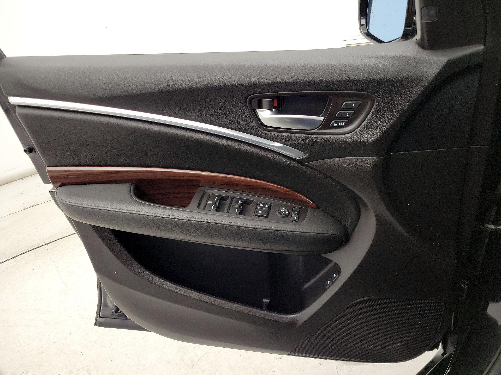 Thumbnail: 2015 Acura MDX - 12