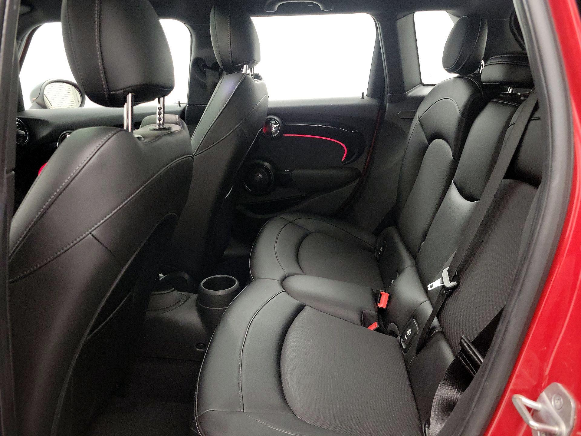 Thumbnail: 2017 MINI Cooper Hardtop - 19