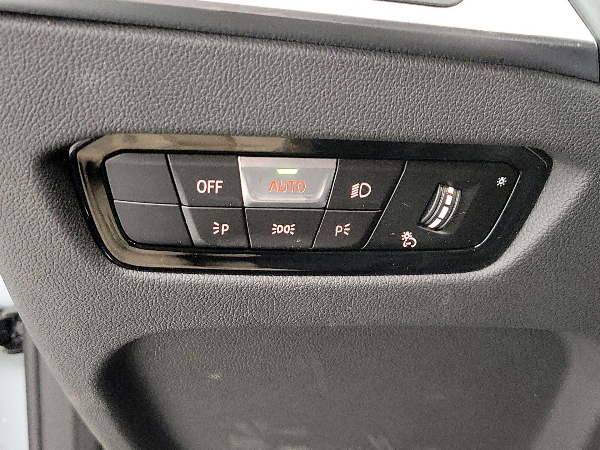 Thumbnail: 2024 BMW 2 Series - 13