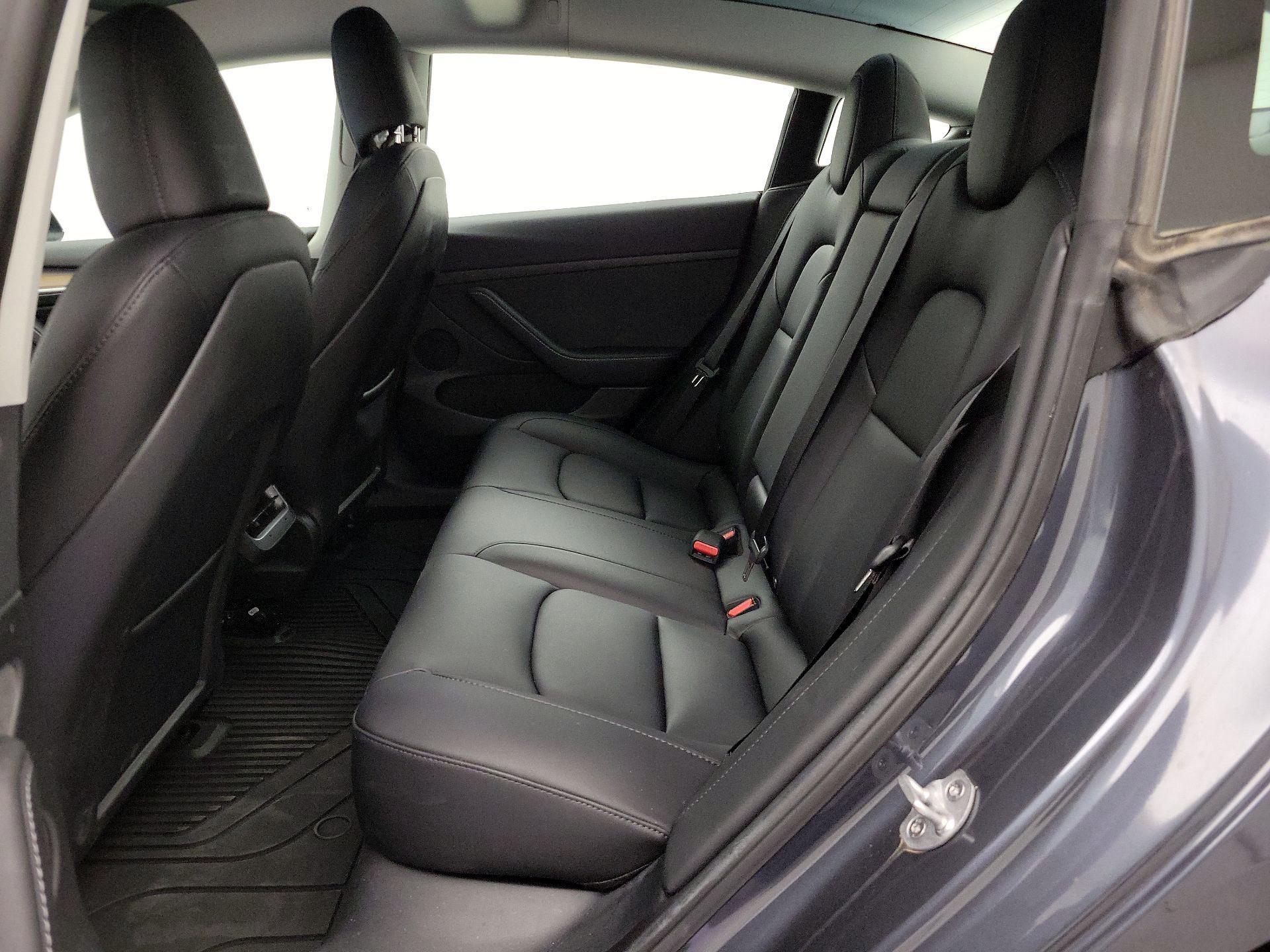 Thumbnail: 2023 Tesla Model 3 - 20