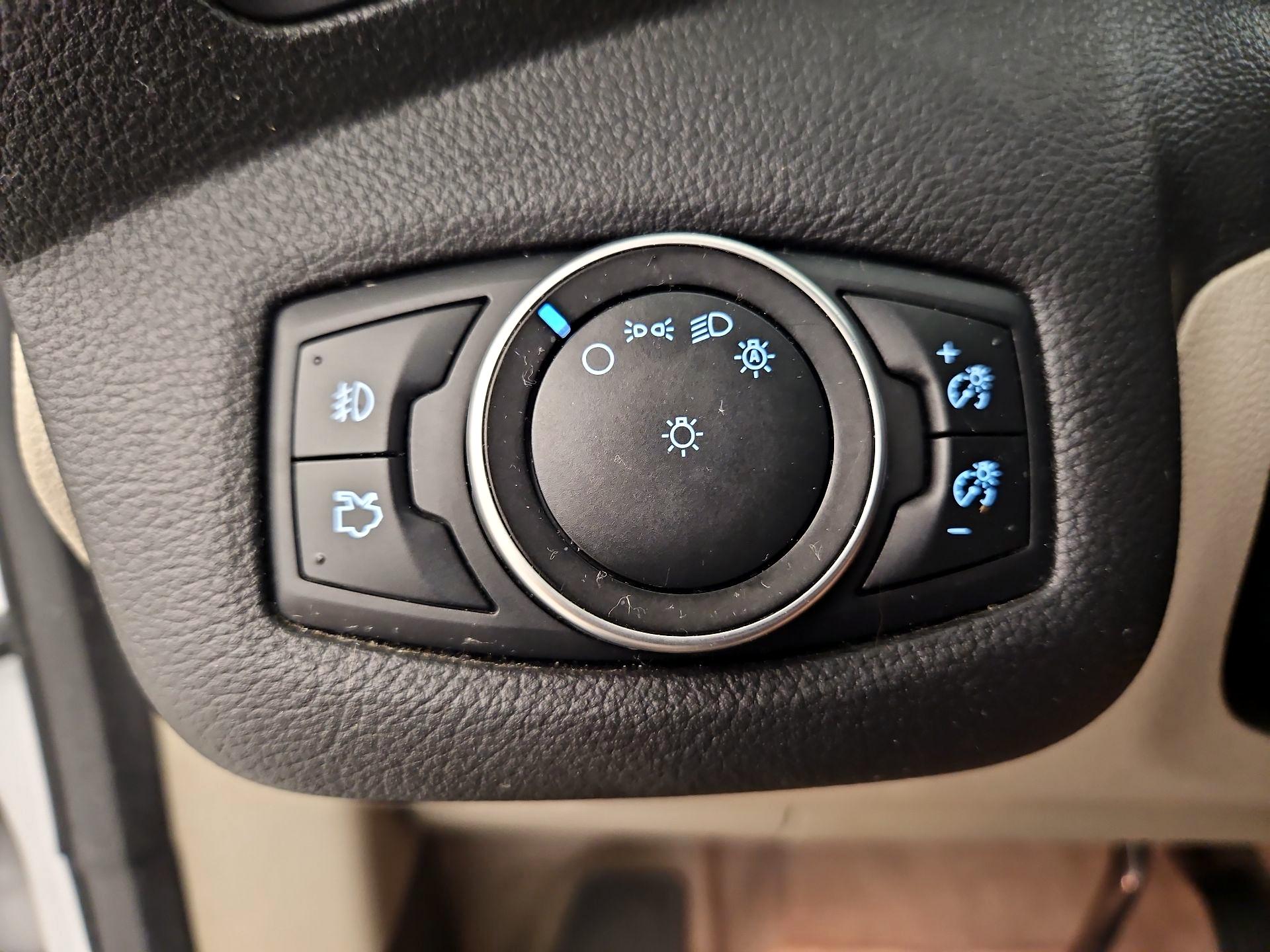 Thumbnail: 2016 Ford Escape - 13
