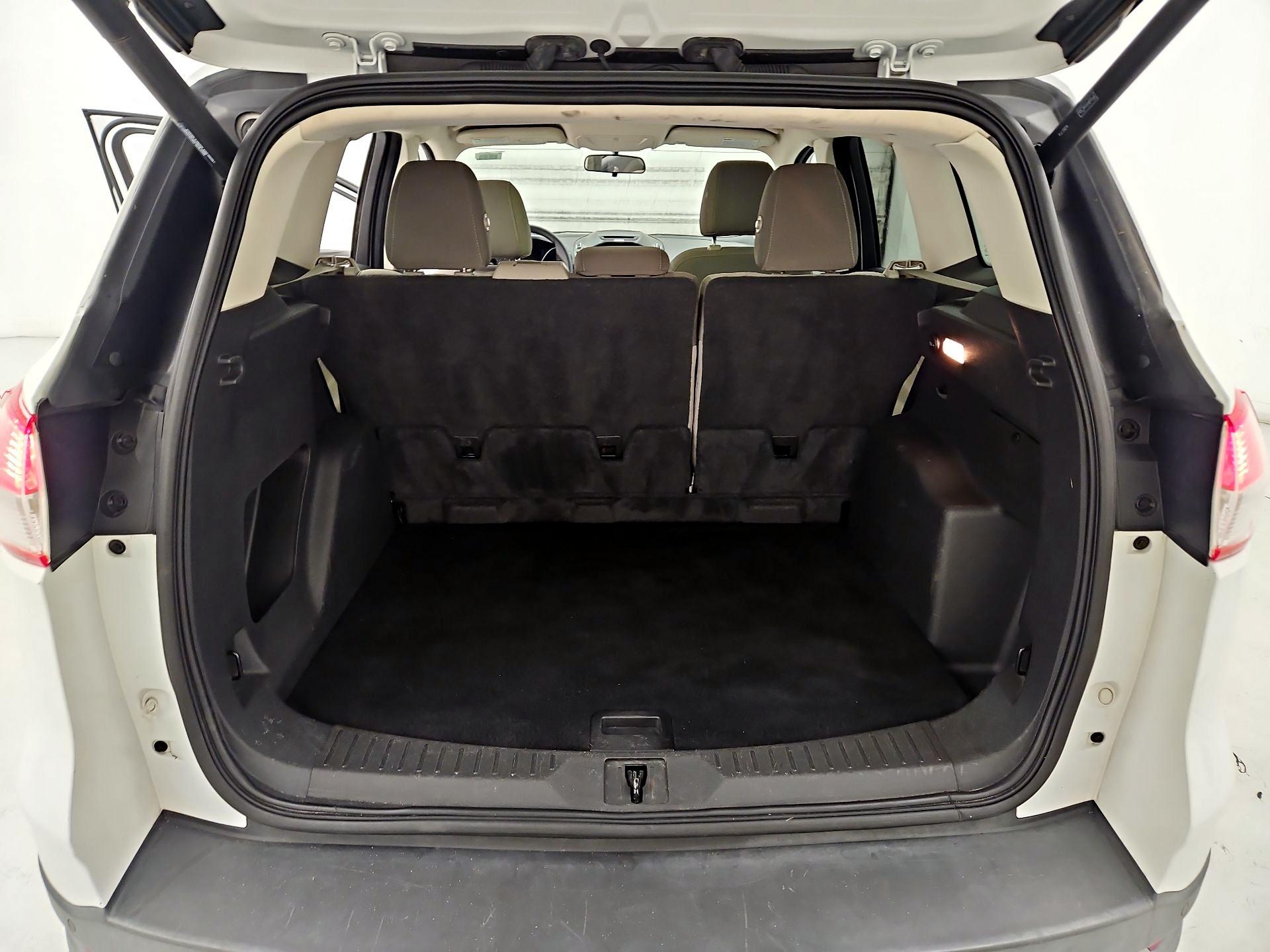 Thumbnail: 2016 Ford Escape - 20