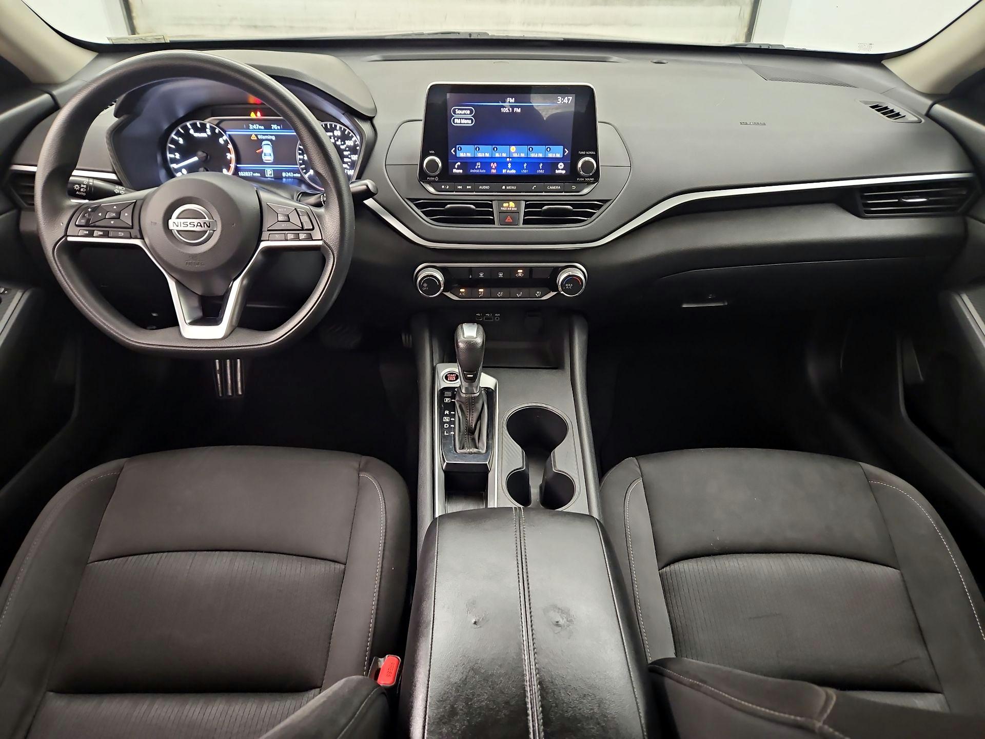 Thumbnail: 2020 Nissan Altima - 9